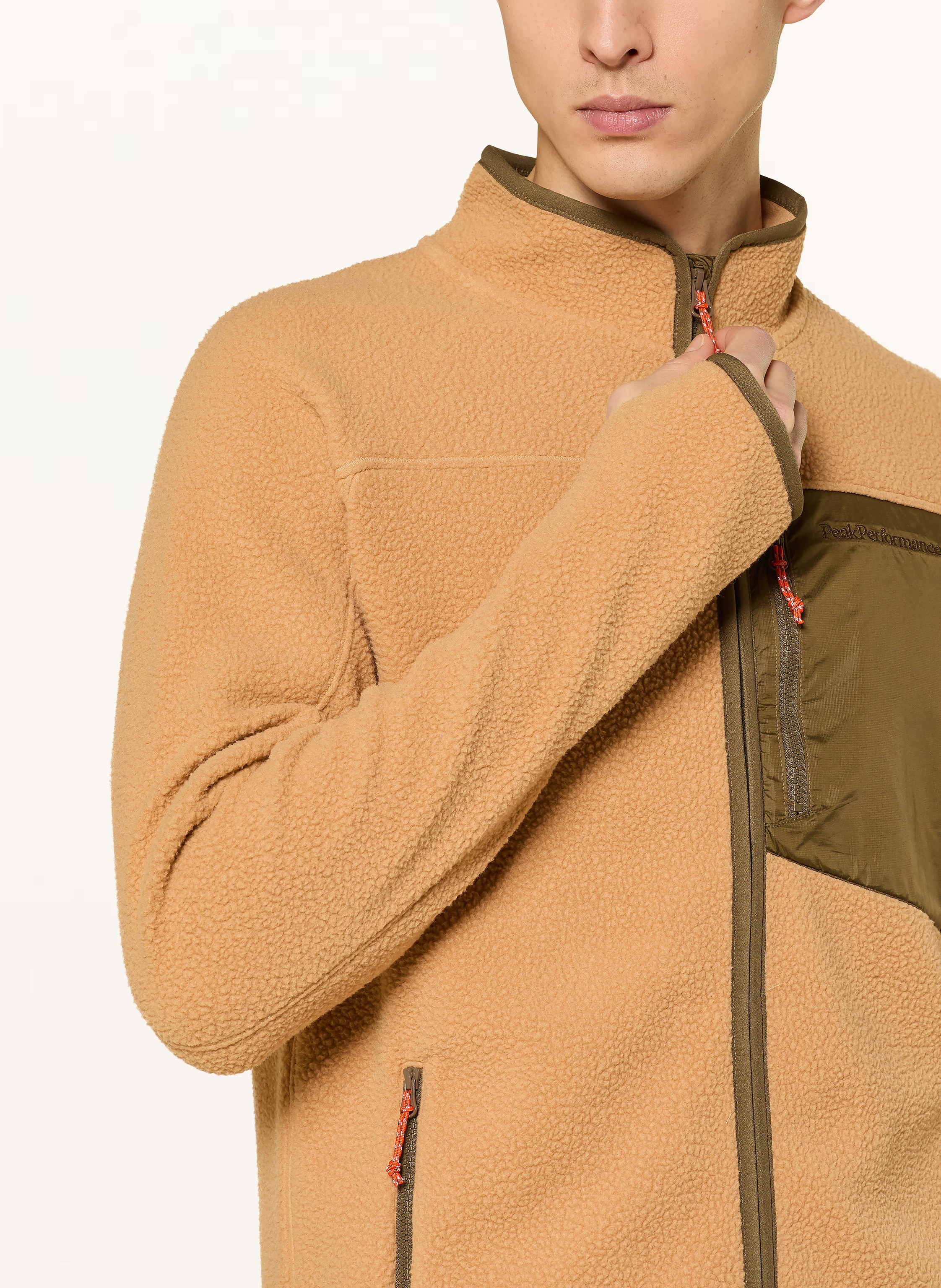Thumbnail - Peak Performance Fleecejacke Pile braun