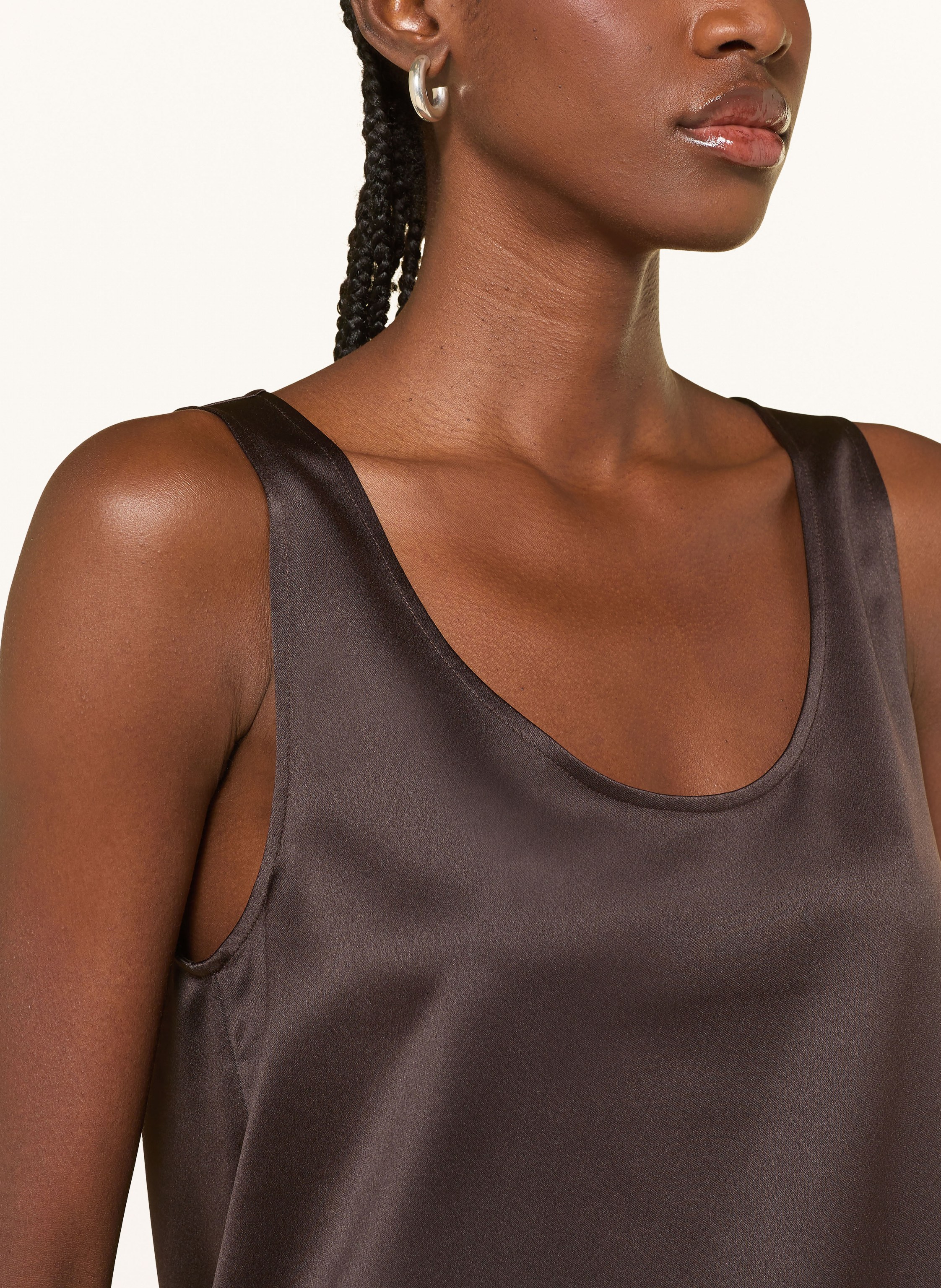 Thumbnail - Juvia Satintop Finnja braun