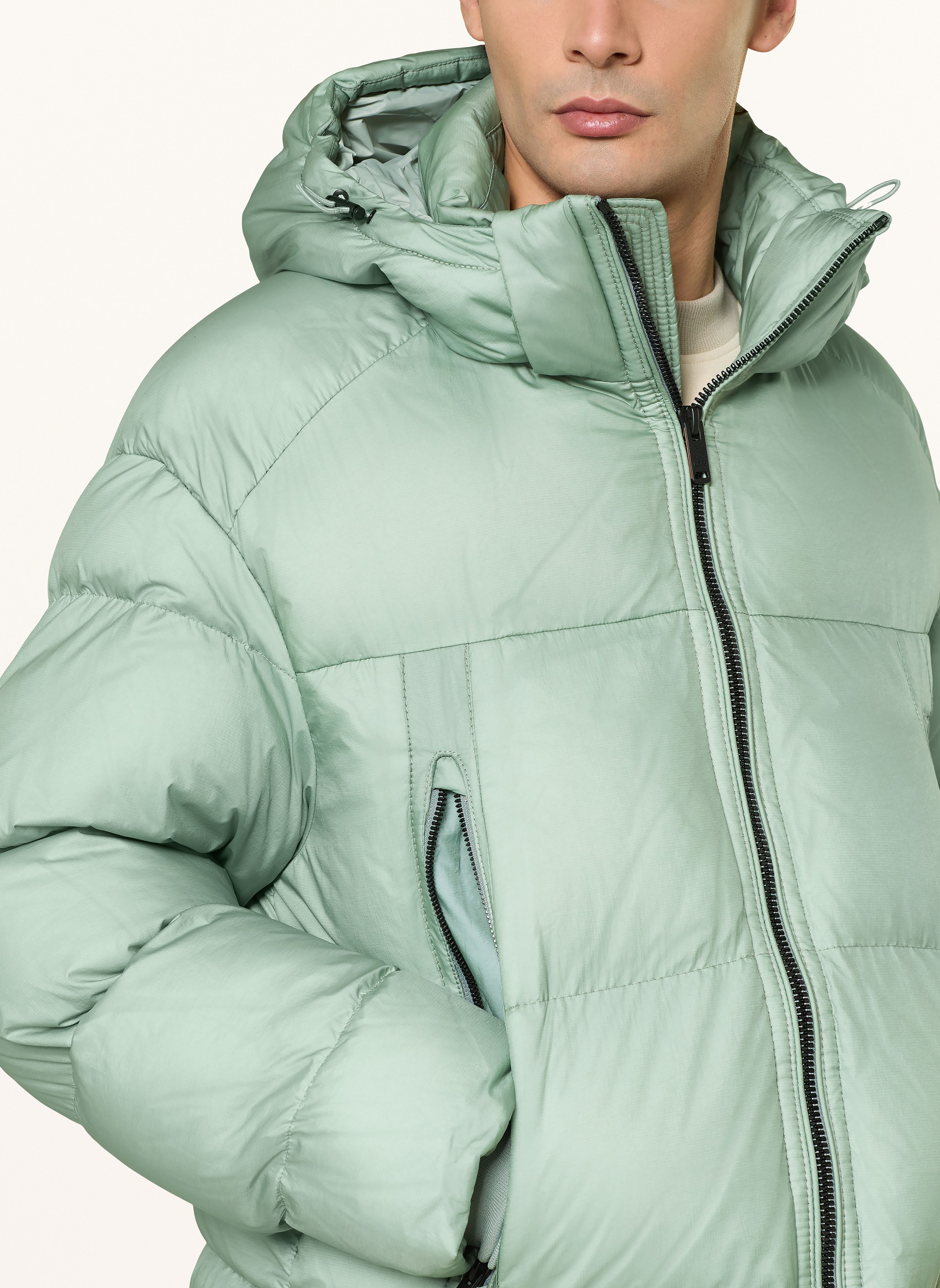 Thumbnail - Boss Steppjacke Orbok Mit Abnehmbarer Kapuze gruen