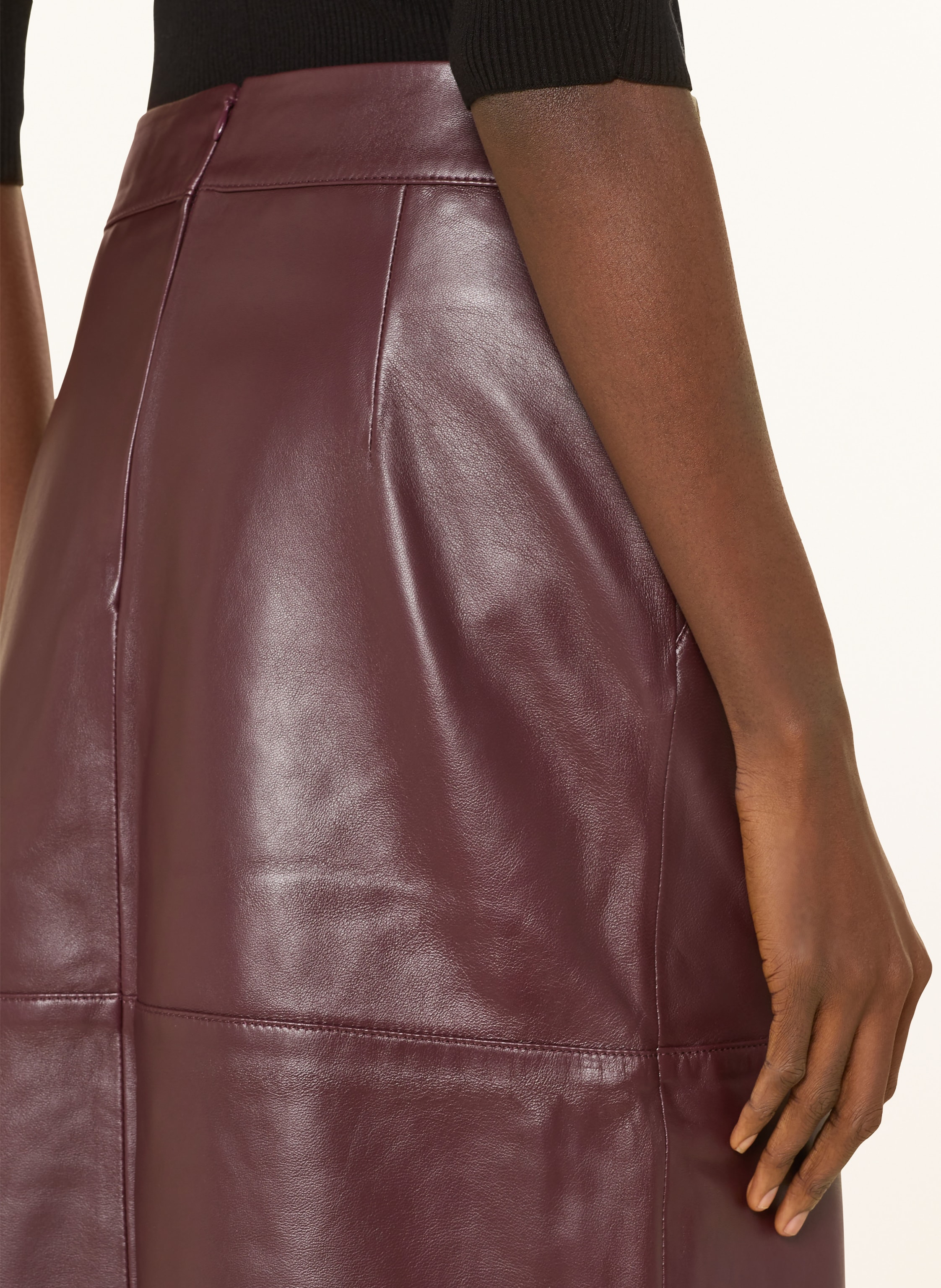 Thumbnail - Sly 010 Lederrock Vanja rot