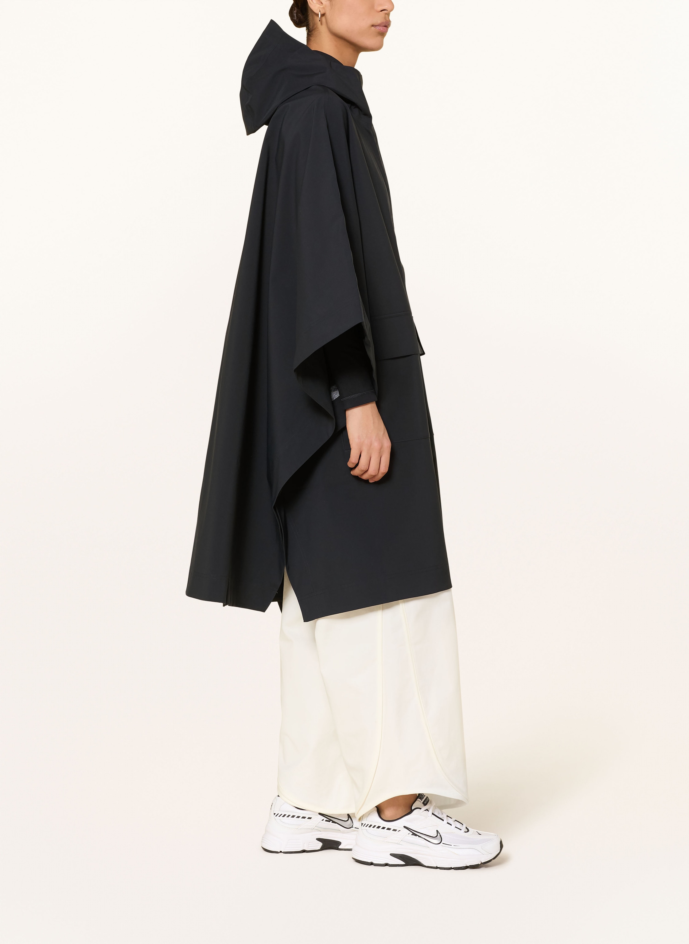 Thumbnail - Nike Oversized-Cape Sportswear schwarz