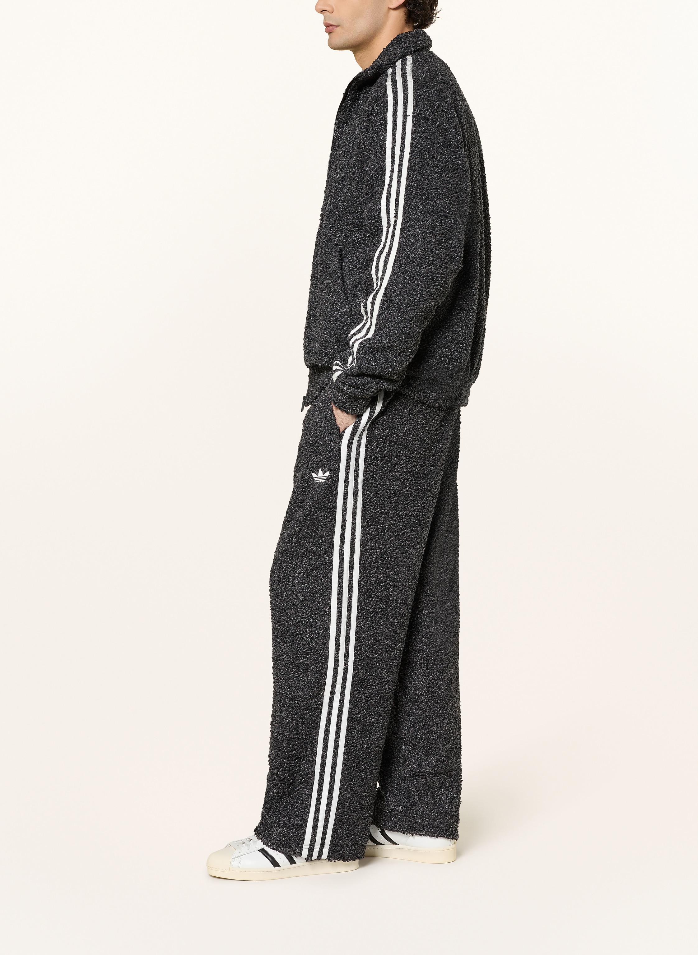 Thumbnail - Adidas Originals Bouclé-Hose Fb Tp Im Jogging-Stil schwarz