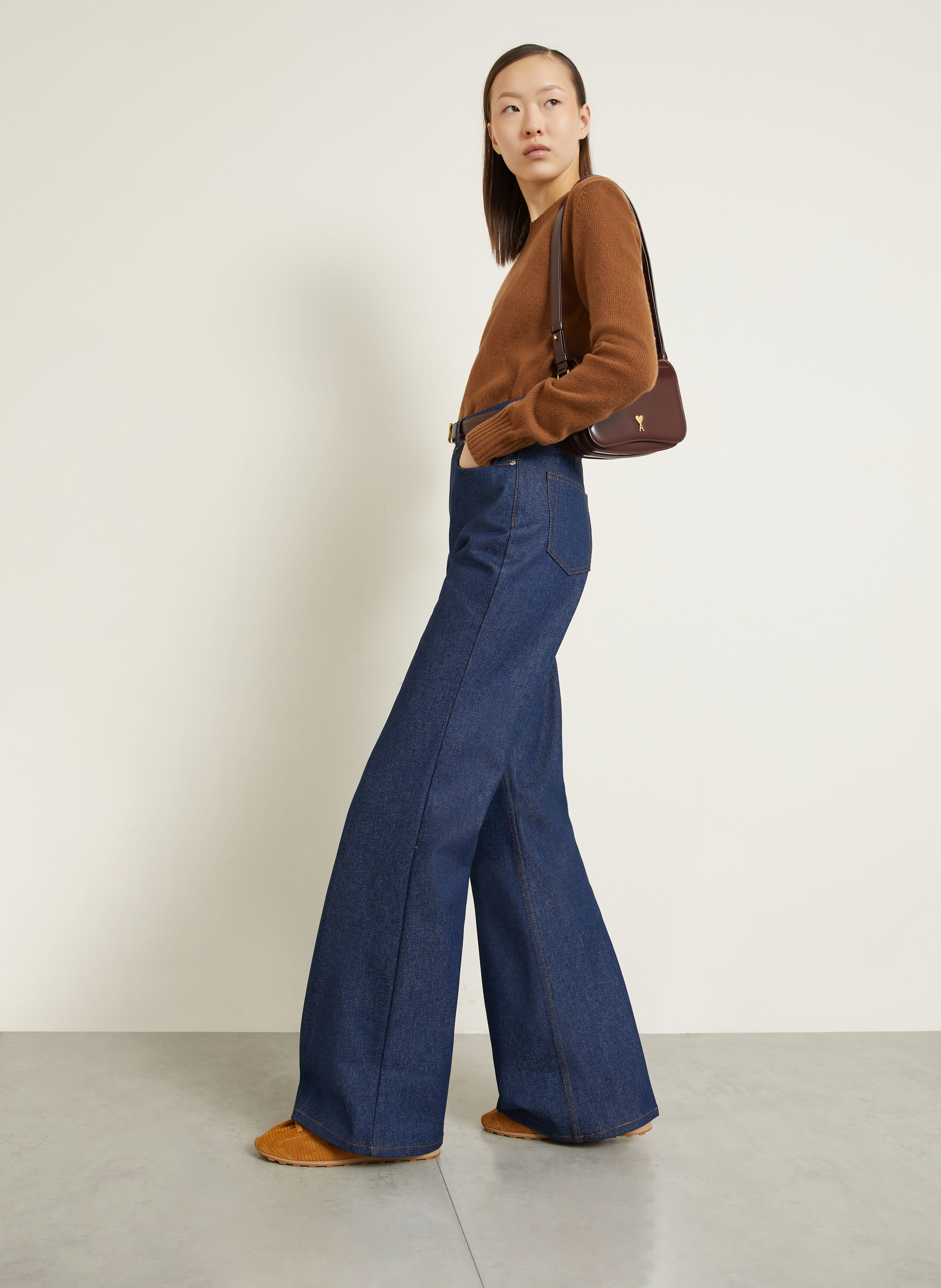 Thumbnail - Ami Paris Flared Jeans blau