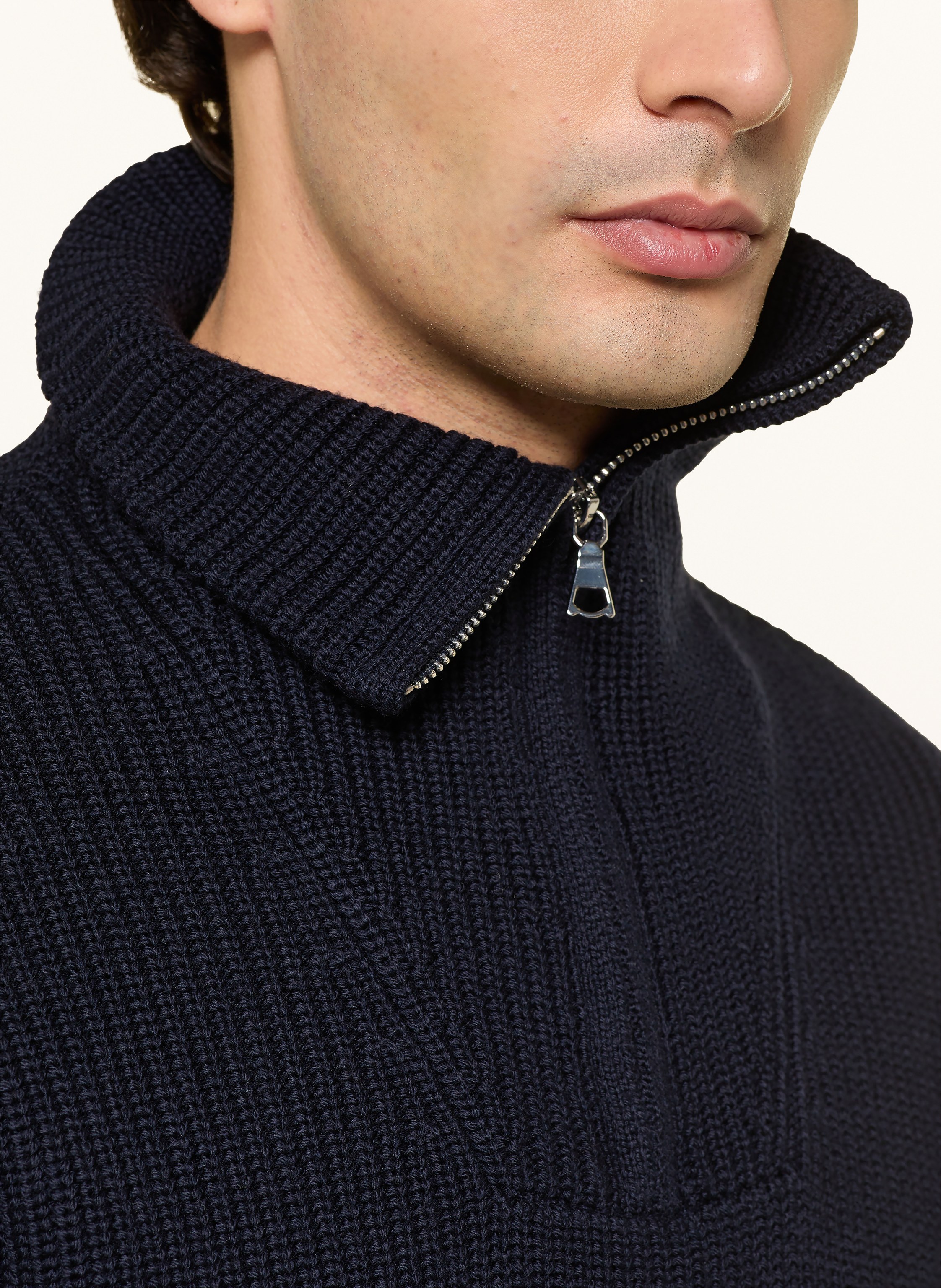 Thumbnail - Officine Générale Troyer Tarek blau