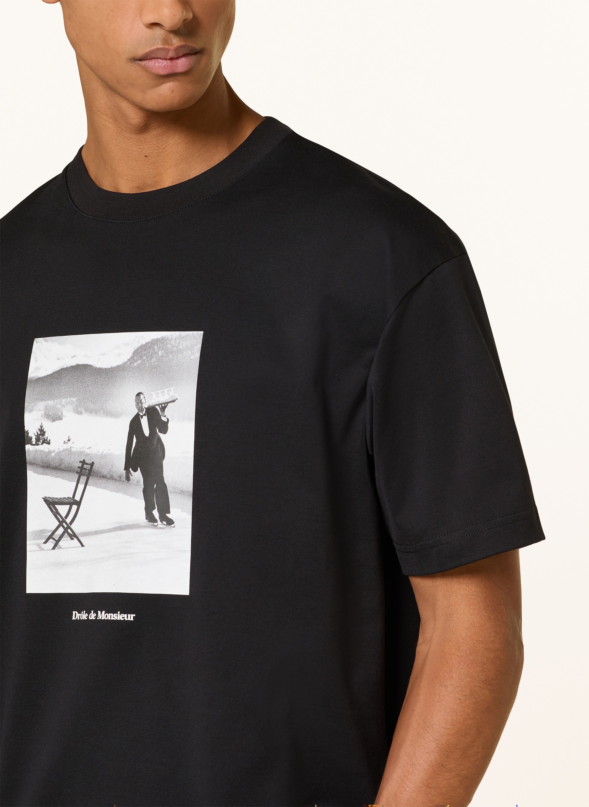 Thumbnail - Drôle De Monsieur T-Shirt Le T-Shirt Ice Skating Waiter schwarz