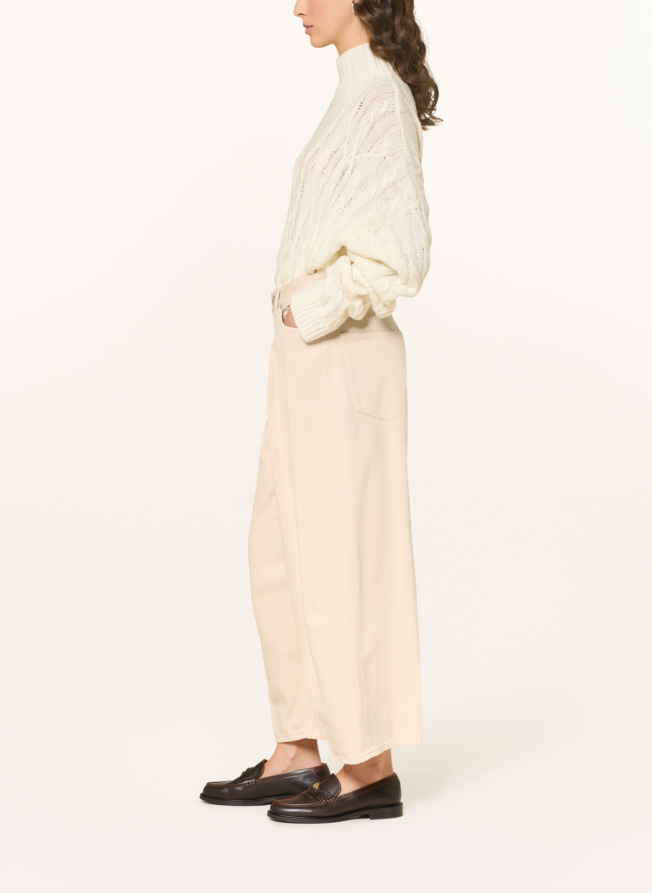 Thumbnail - Cos Barrel Jeans beige