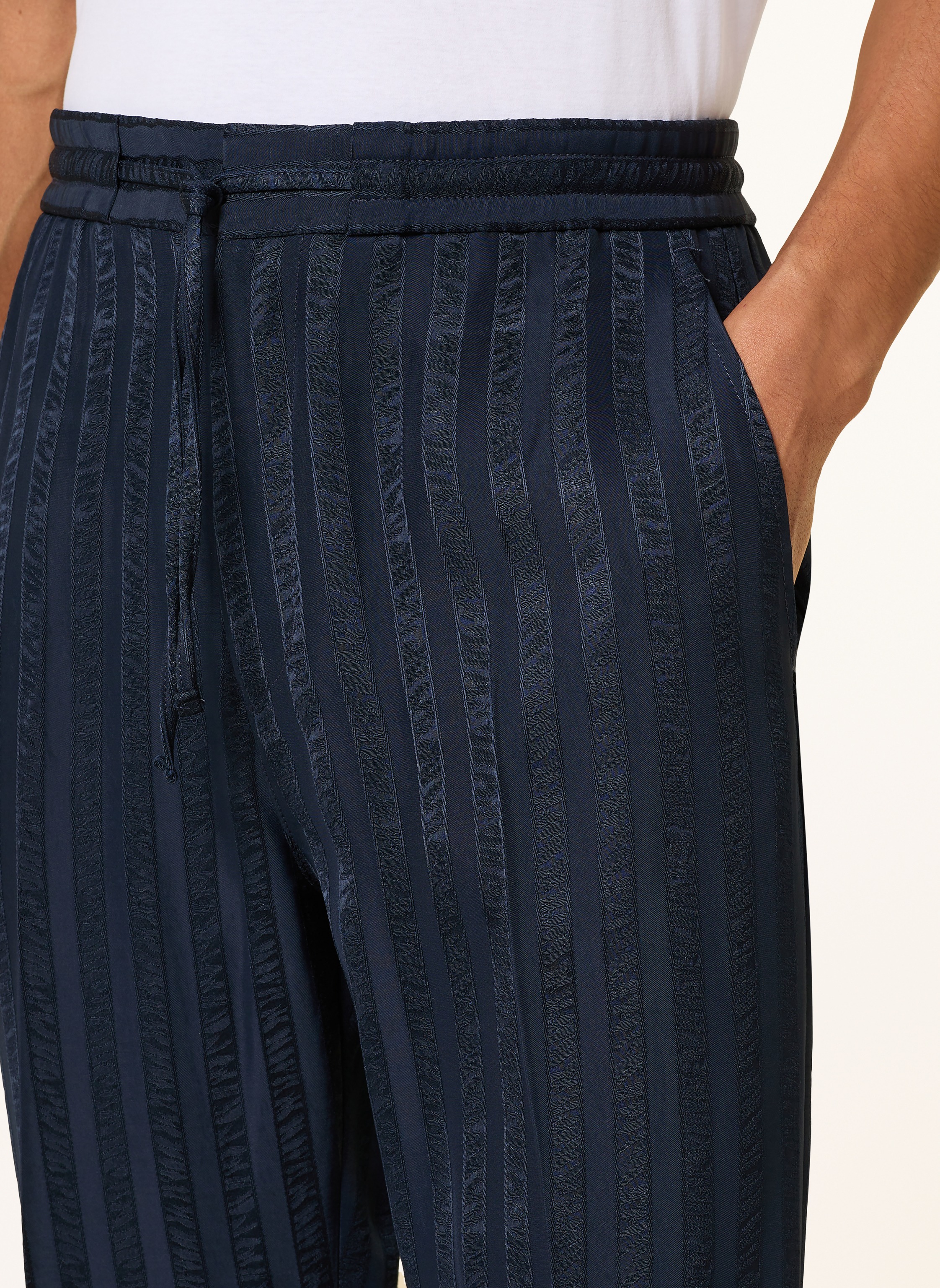 Thumbnail - Tiger Of Sweden Hose Iscove Im Jogging-Stil Regular Fit blau