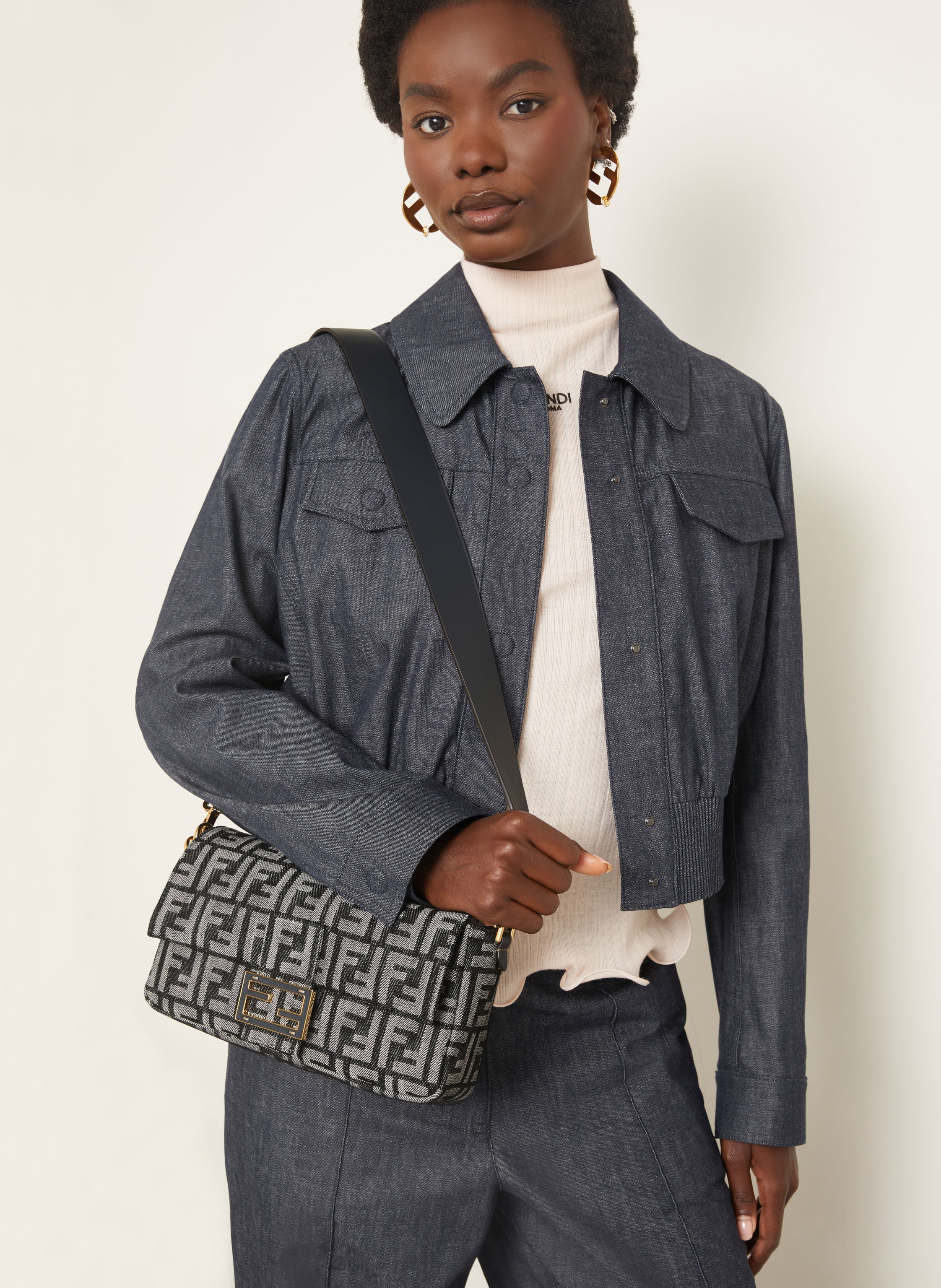 Thumbnail - Fendi Schultertasche Baguette schwarz