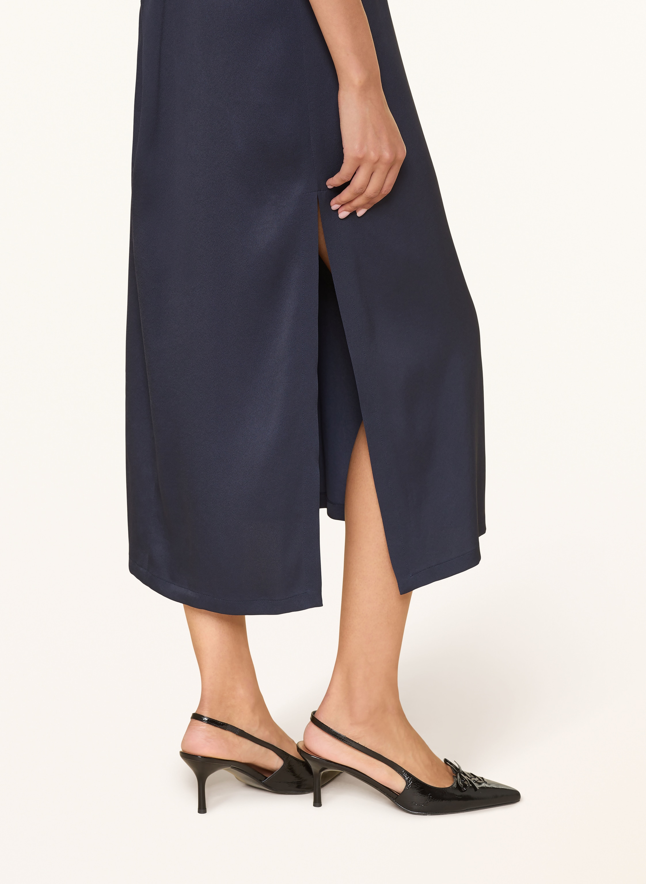 Thumbnail - Drykorn Kleid In Wickeloptik blau