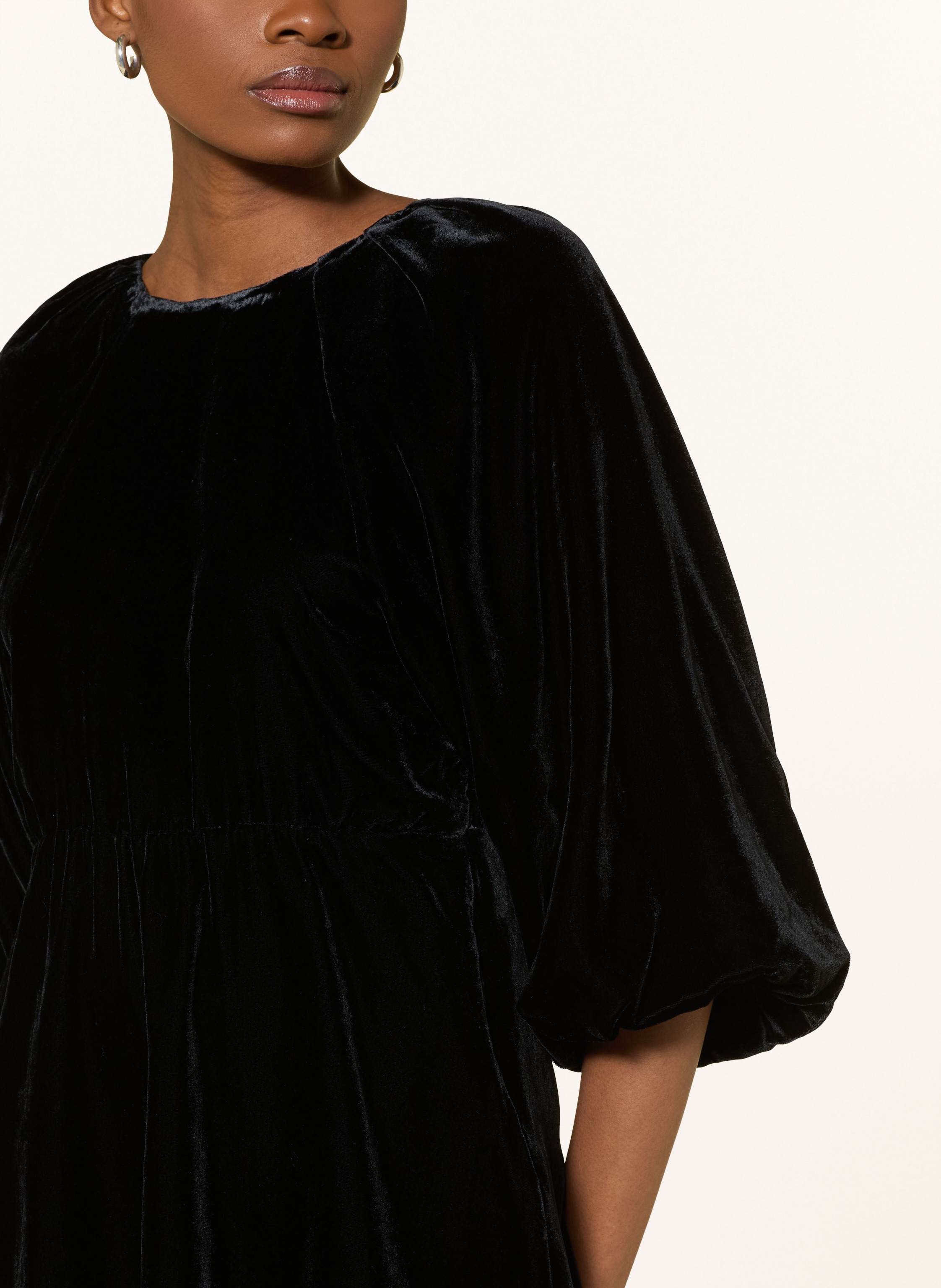 Thumbnail - Selected Femme Samtkleid Mit 3/4-Arm schwarz