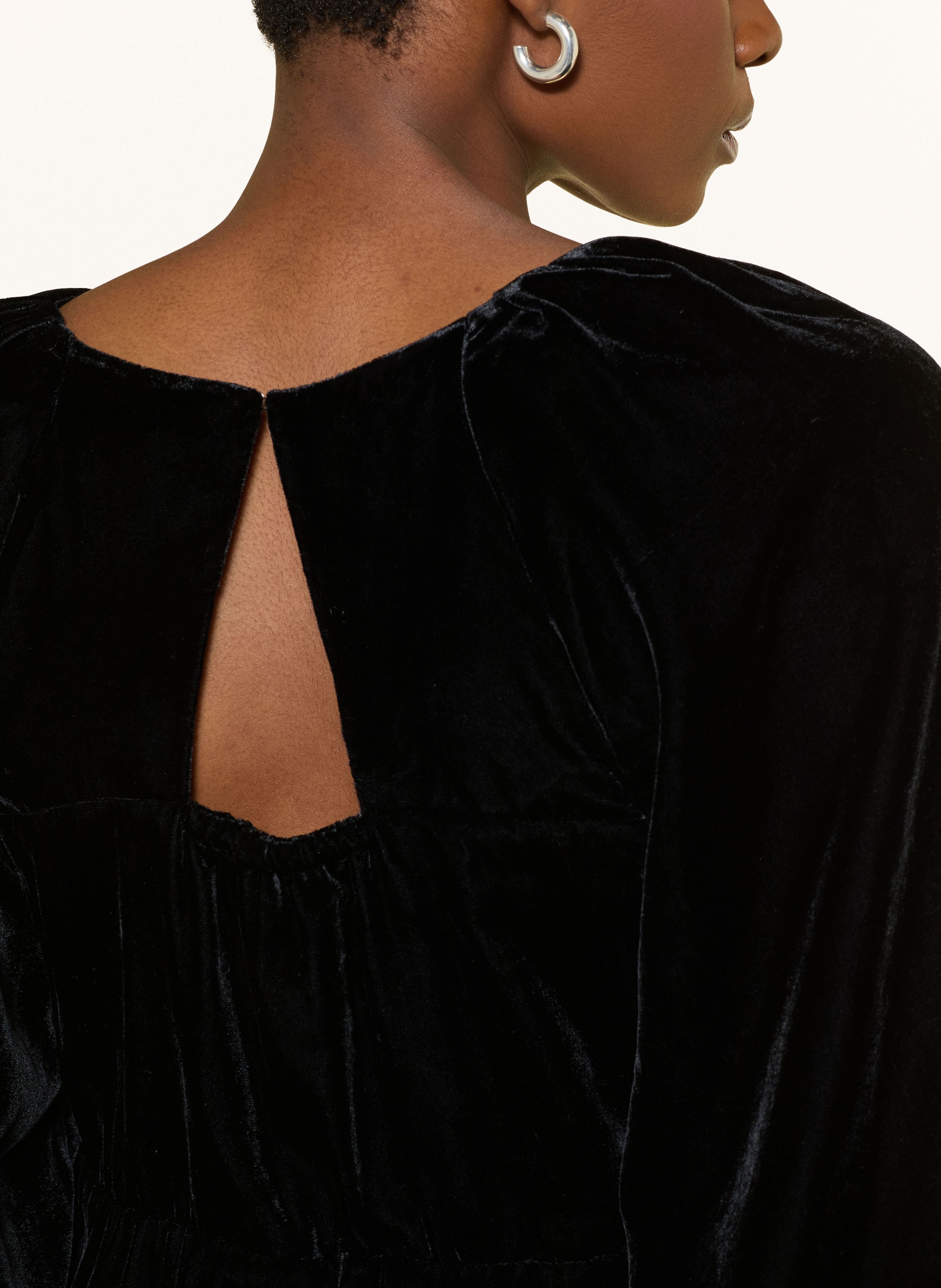 Thumbnail - Selected Femme Samtkleid Mit 3/4-Arm schwarz