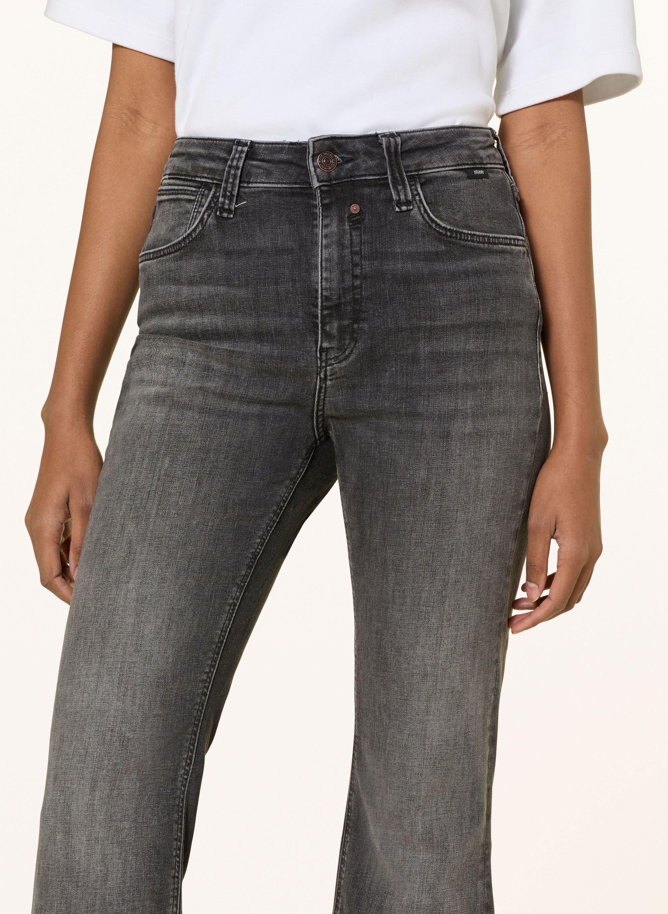 Thumbnail - Mavi Flared Jeans Samara grau