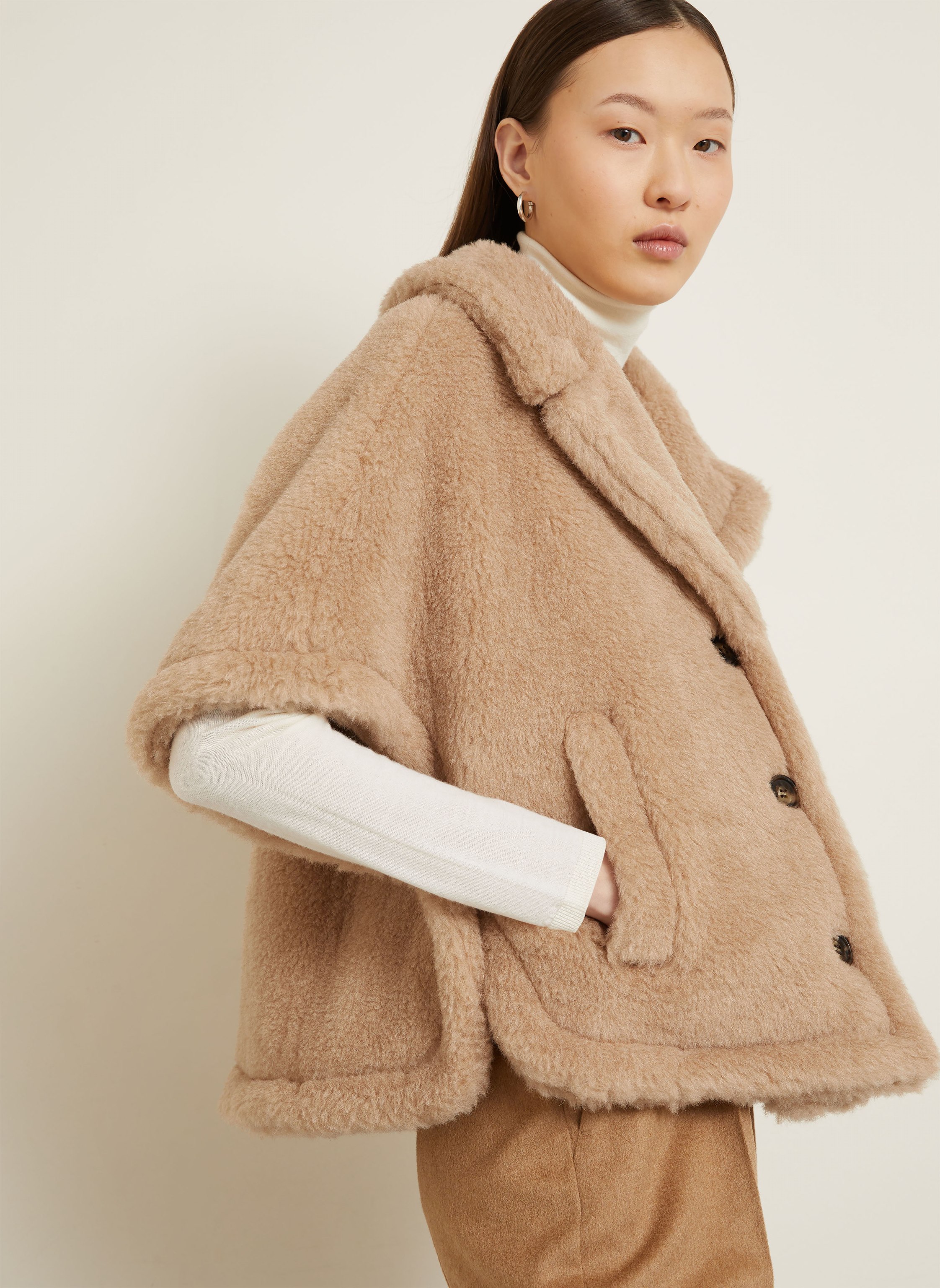 Thumbnail - Max Mara Teddyfell-Cape Corvino Mit Alpaka beige