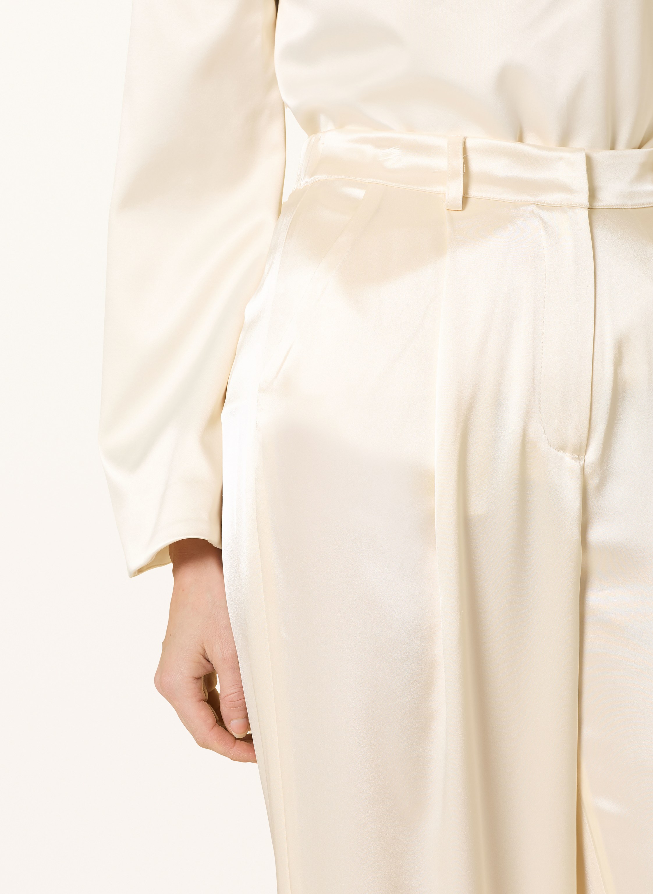 Thumbnail - Malina Marlenehose Sarah Aus Satin weiss