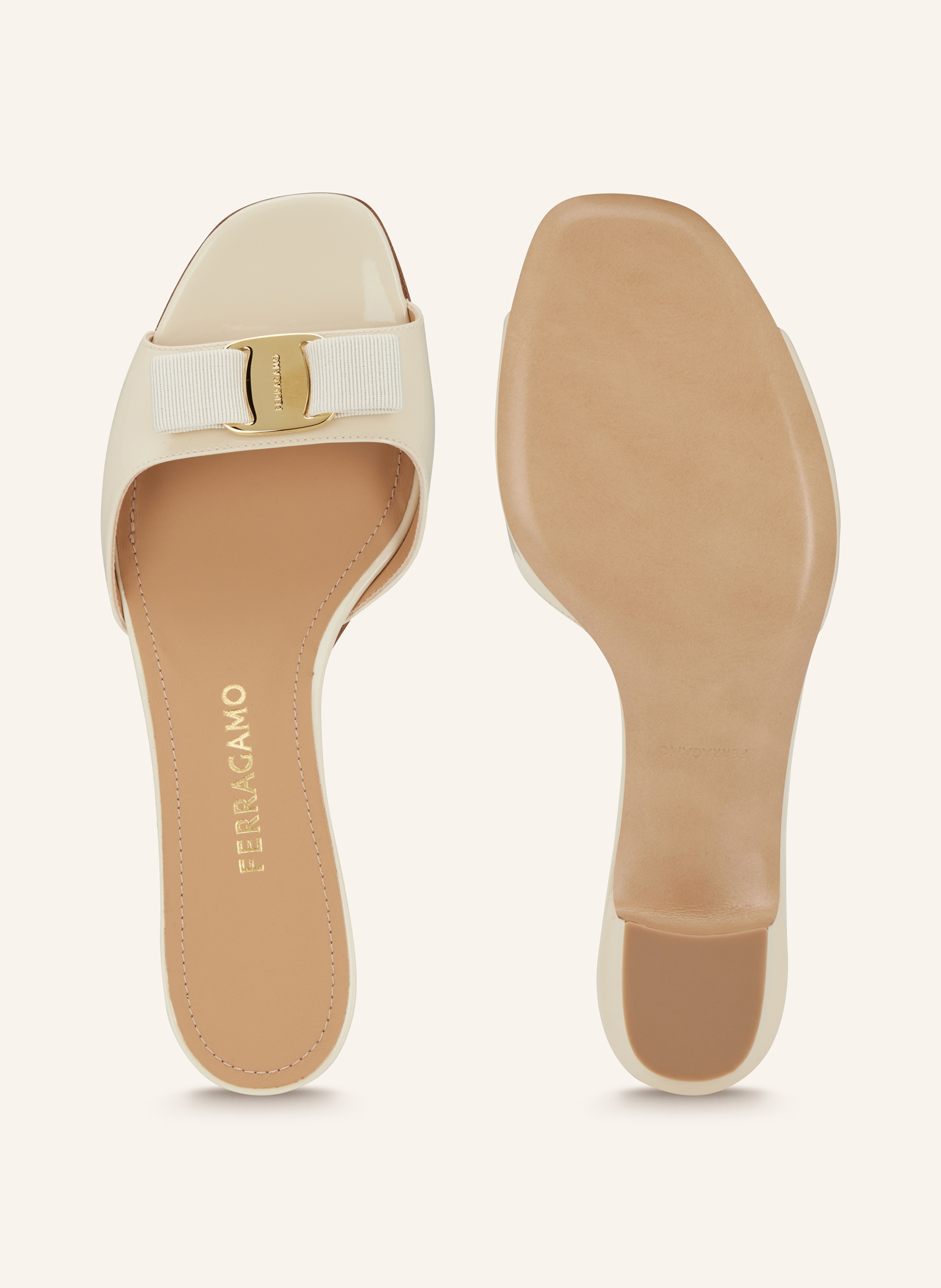 Thumbnail - Ferragamo Mules New Vara beige