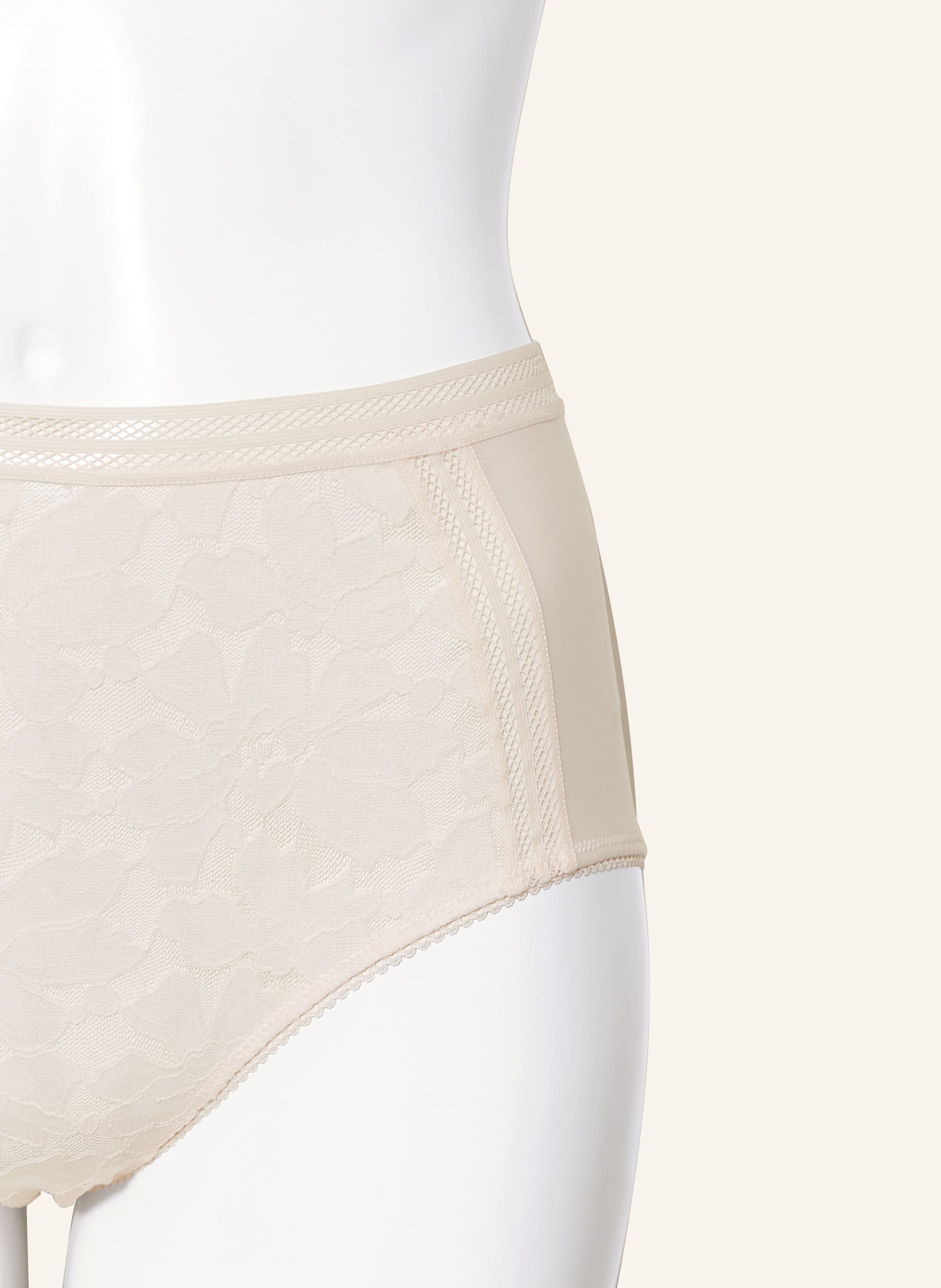 Thumbnail - Passionata Taillenslip Gardenia beige