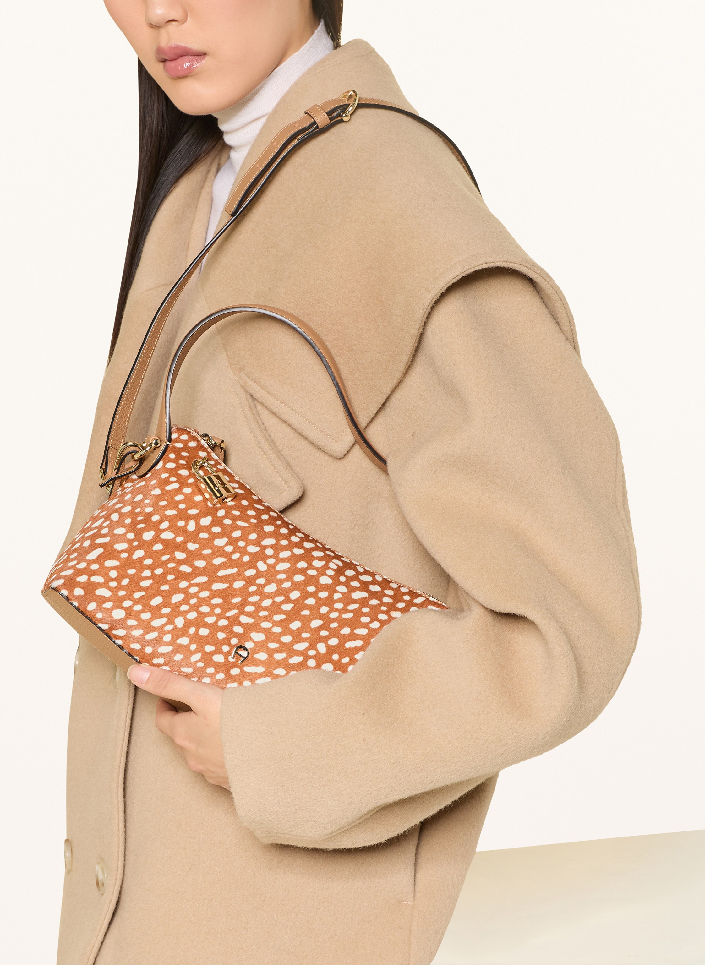 Thumbnail - Aigner Schultertasche Delia Small beige