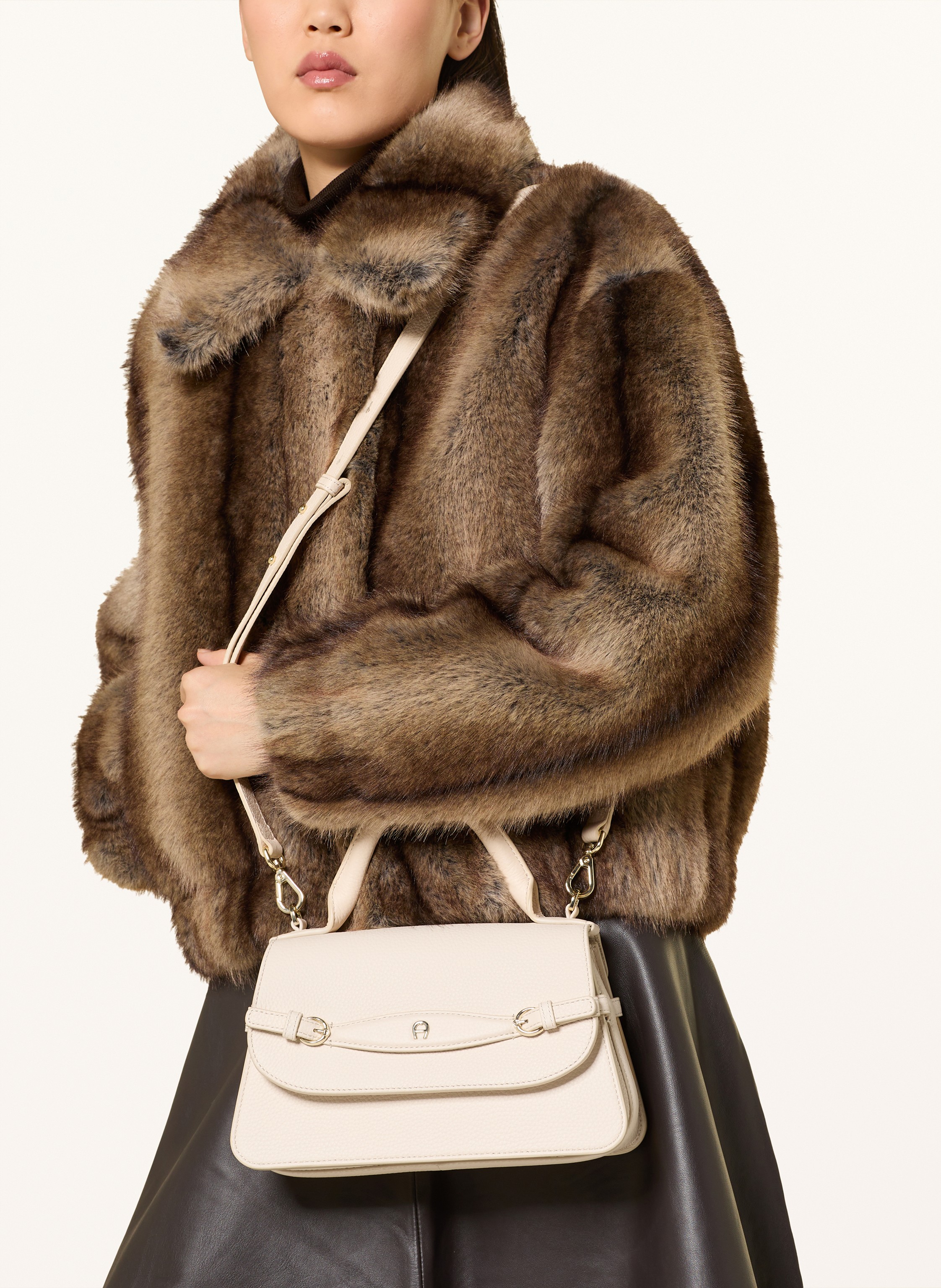 Thumbnail - Aigner Handtasche Cavallo Small beige