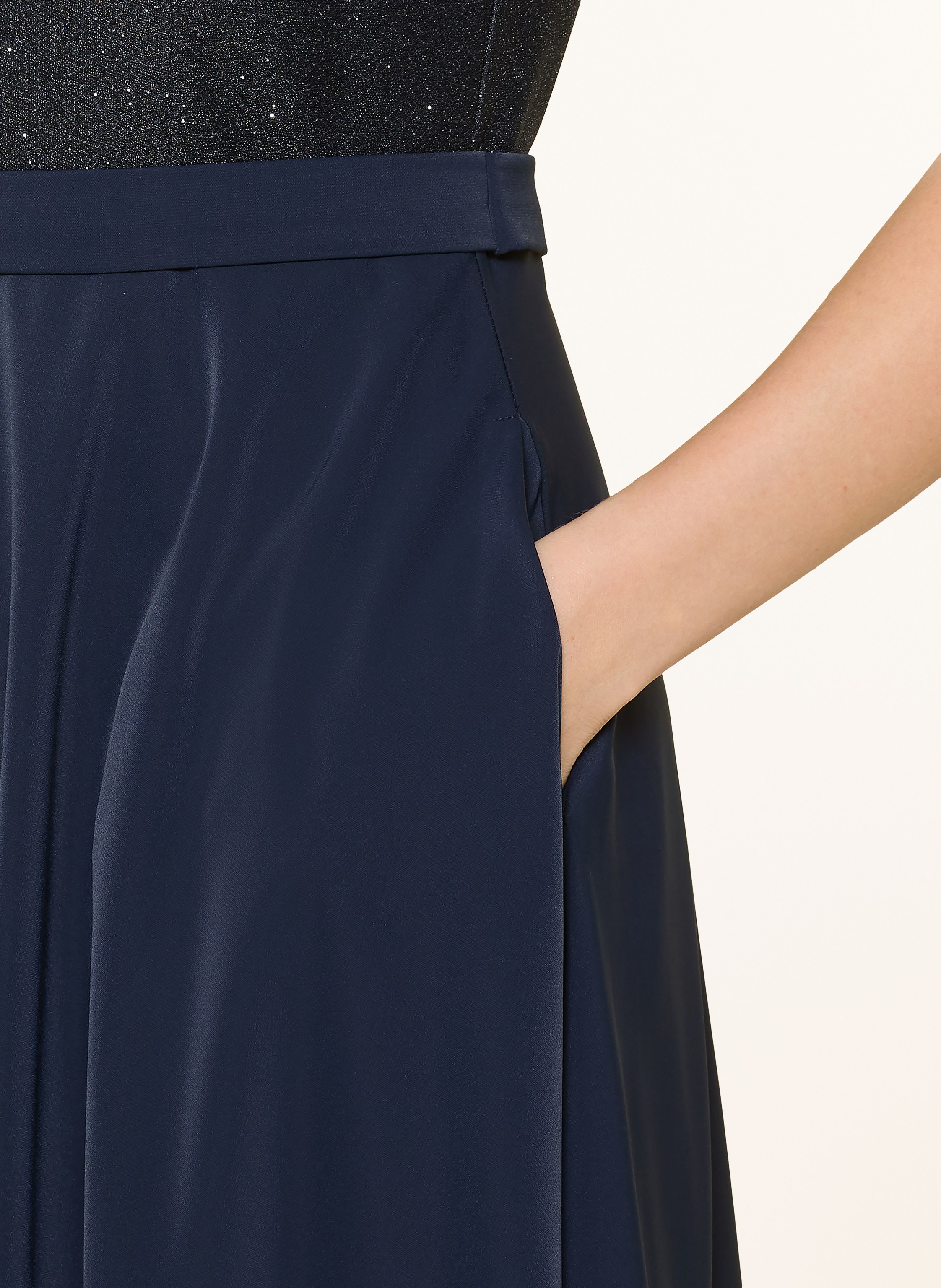 Thumbnail - Vm Vera Mont Cocktailkleid Im Materialmix blau