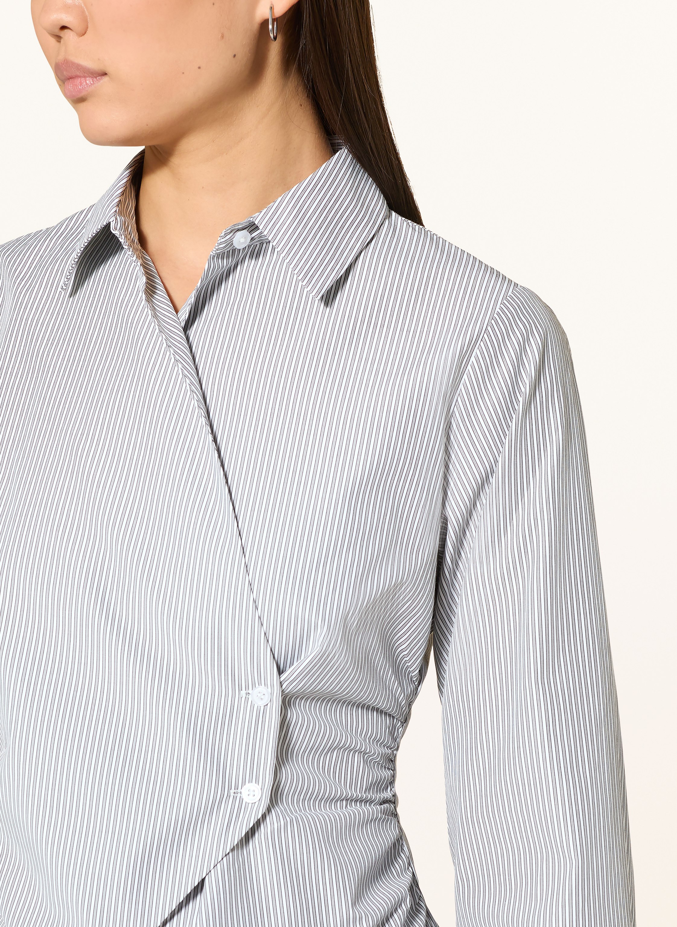 Thumbnail - Neo Noir Hemdbluse Fenli In Wickeloptik grau