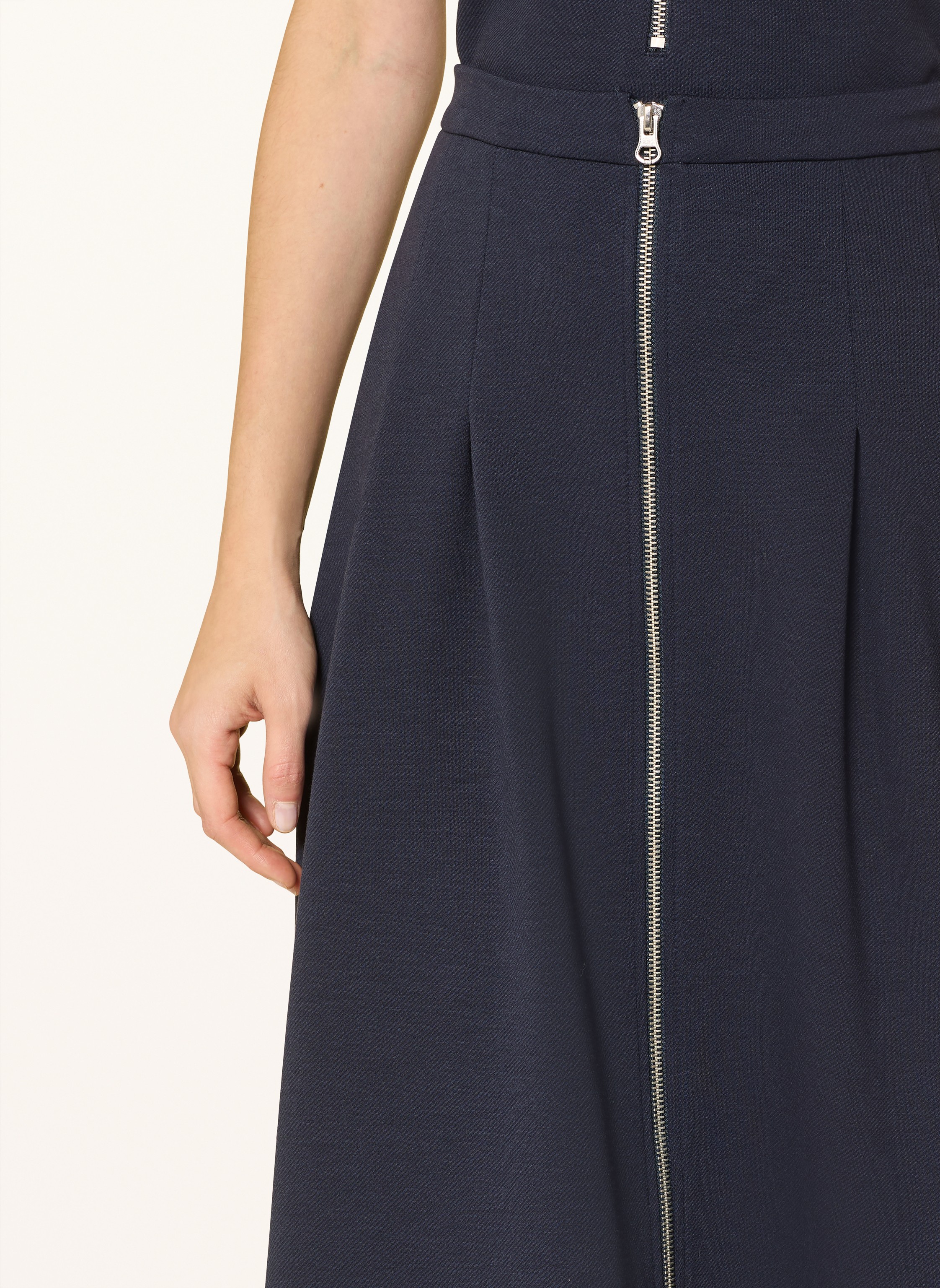 Thumbnail - Rich & Royal Rock blau