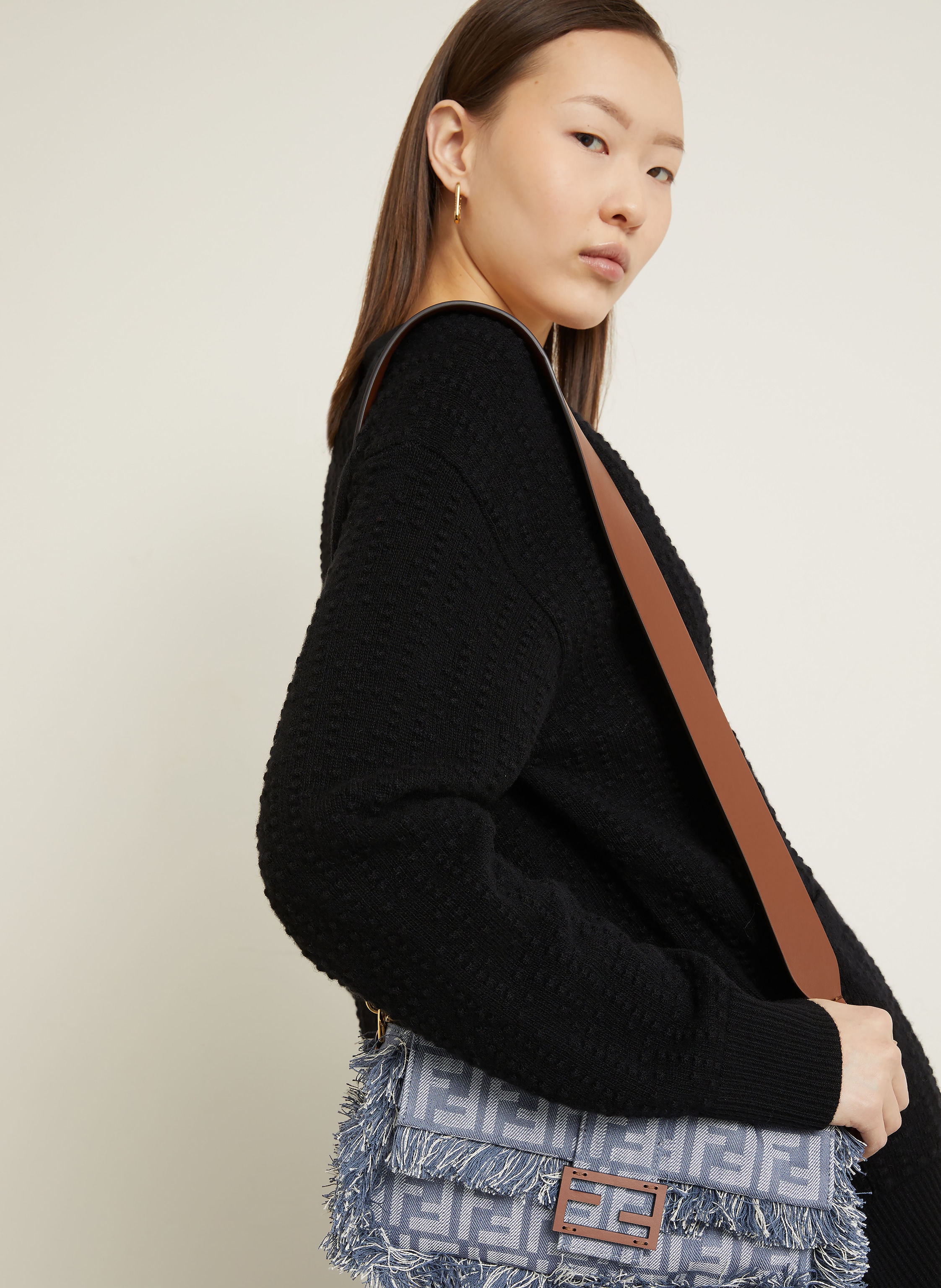 Thumbnail - Fendi Handtasche Baguette Denim blau