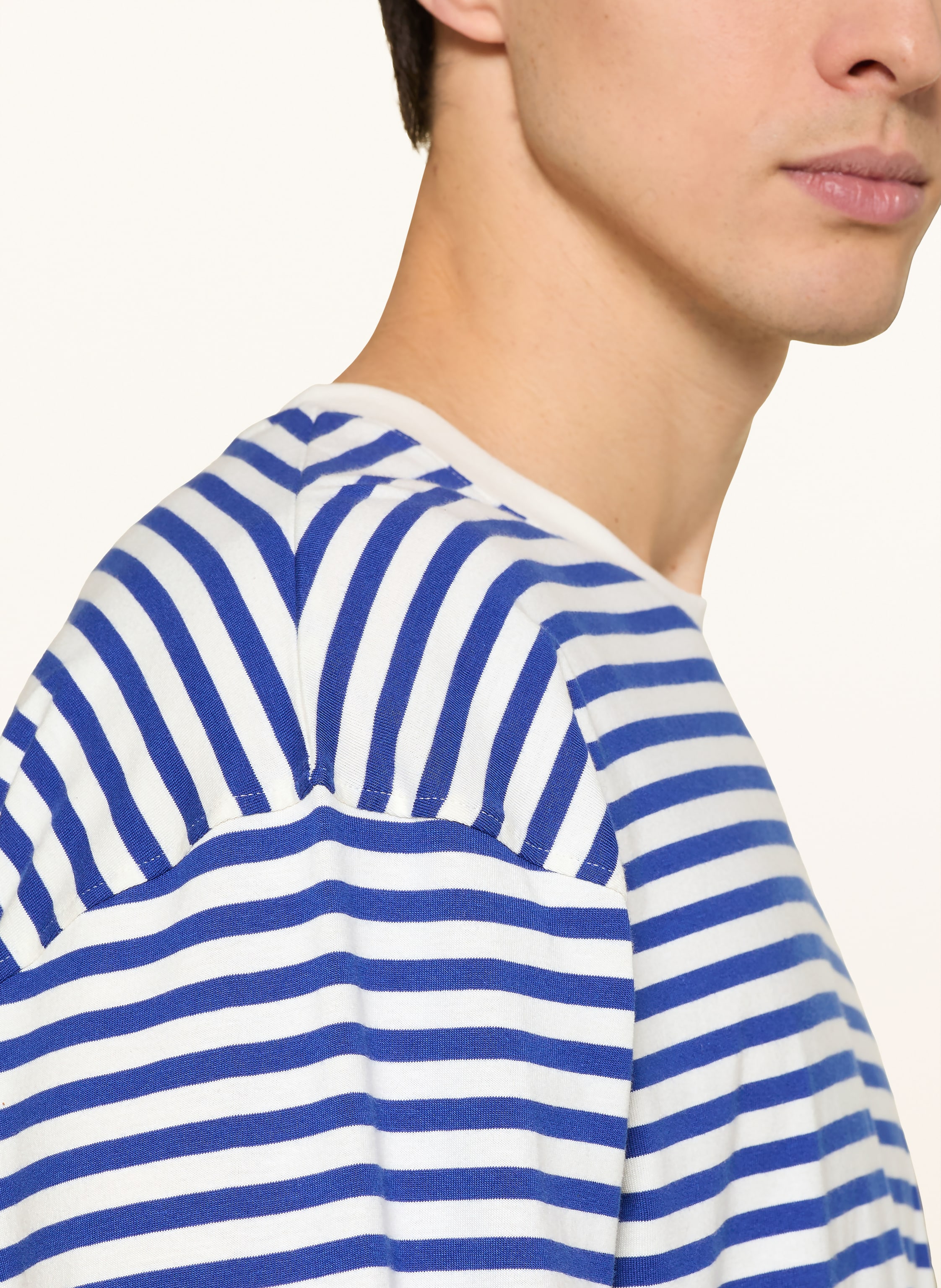 Thumbnail - Arket Longsleeve weiss