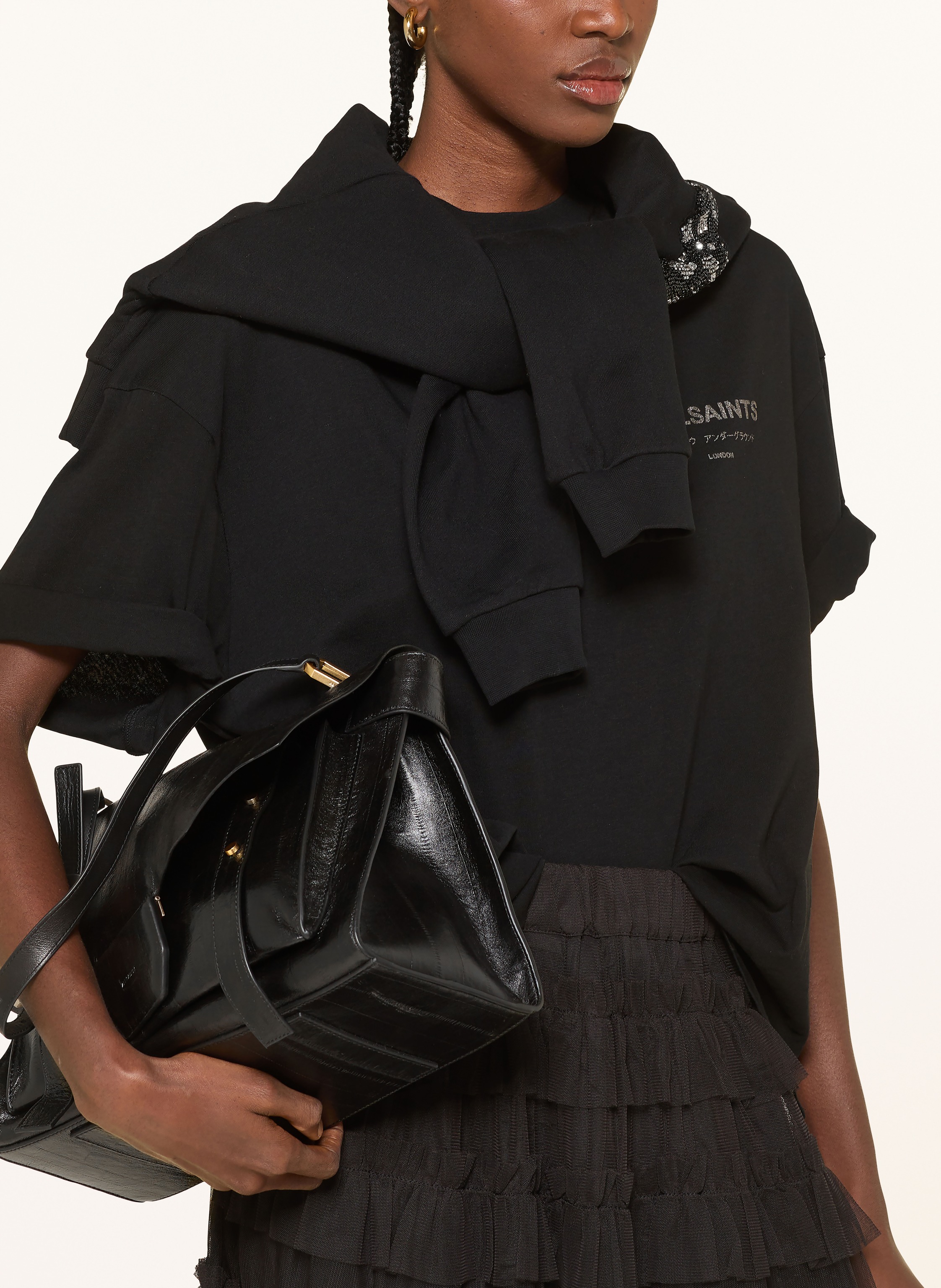 Thumbnail - Allsaints T-Shirt Under Amelie Mit Schmucksteinen schwarz