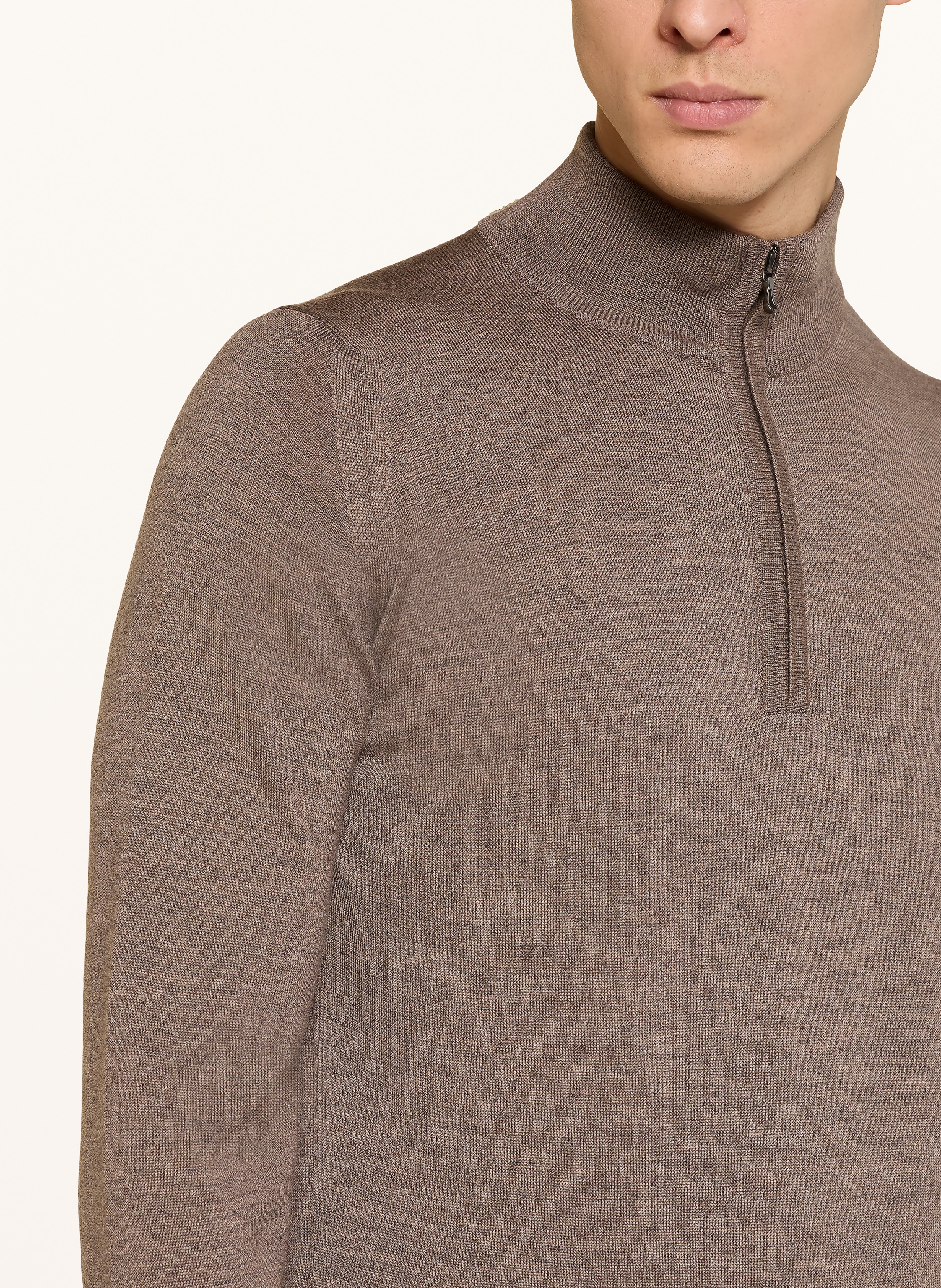 Thumbnail - John Smedley Troyer beige