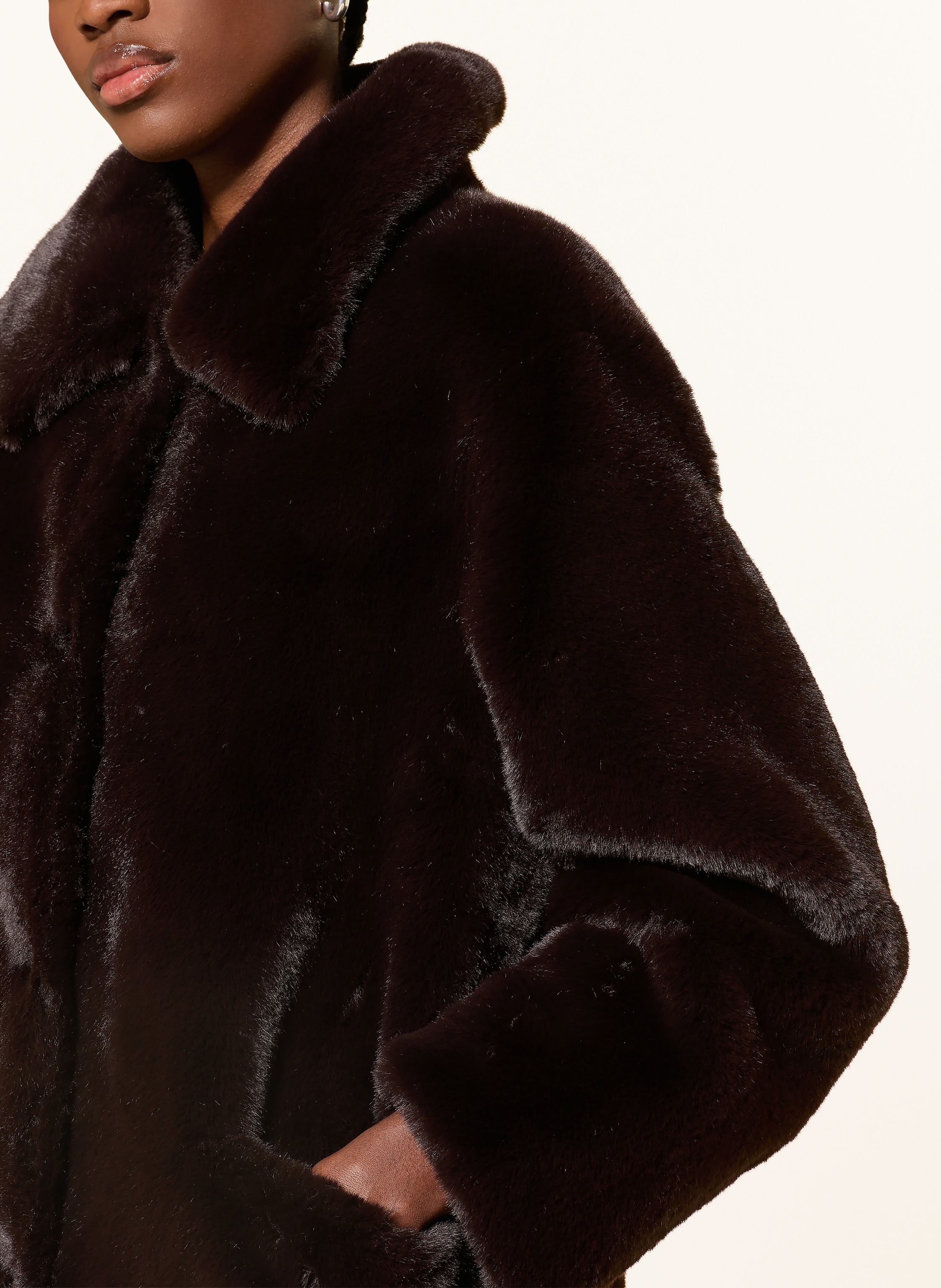 Thumbnail - Allsaints Kunstfell-Mantel Sora braun