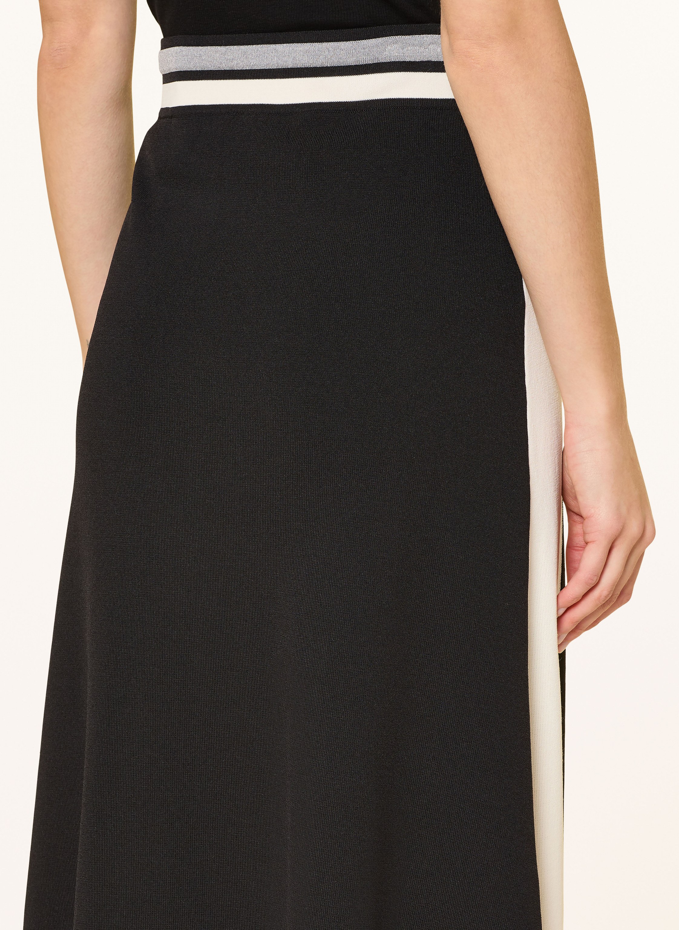 Thumbnail - Elena Miro Strickrock schwarz