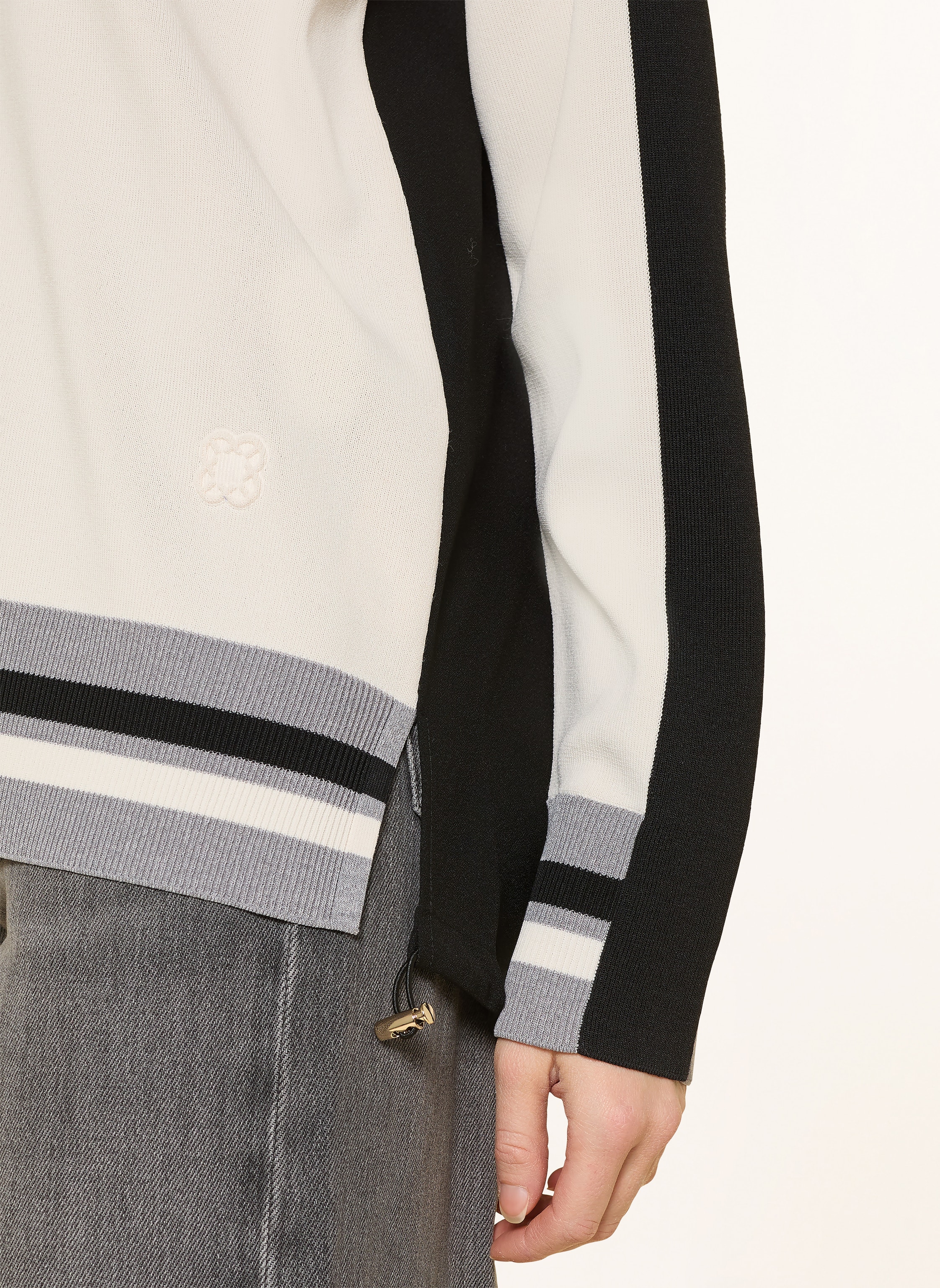 Thumbnail - Elena Miro Pullover Im Materialmix schwarz