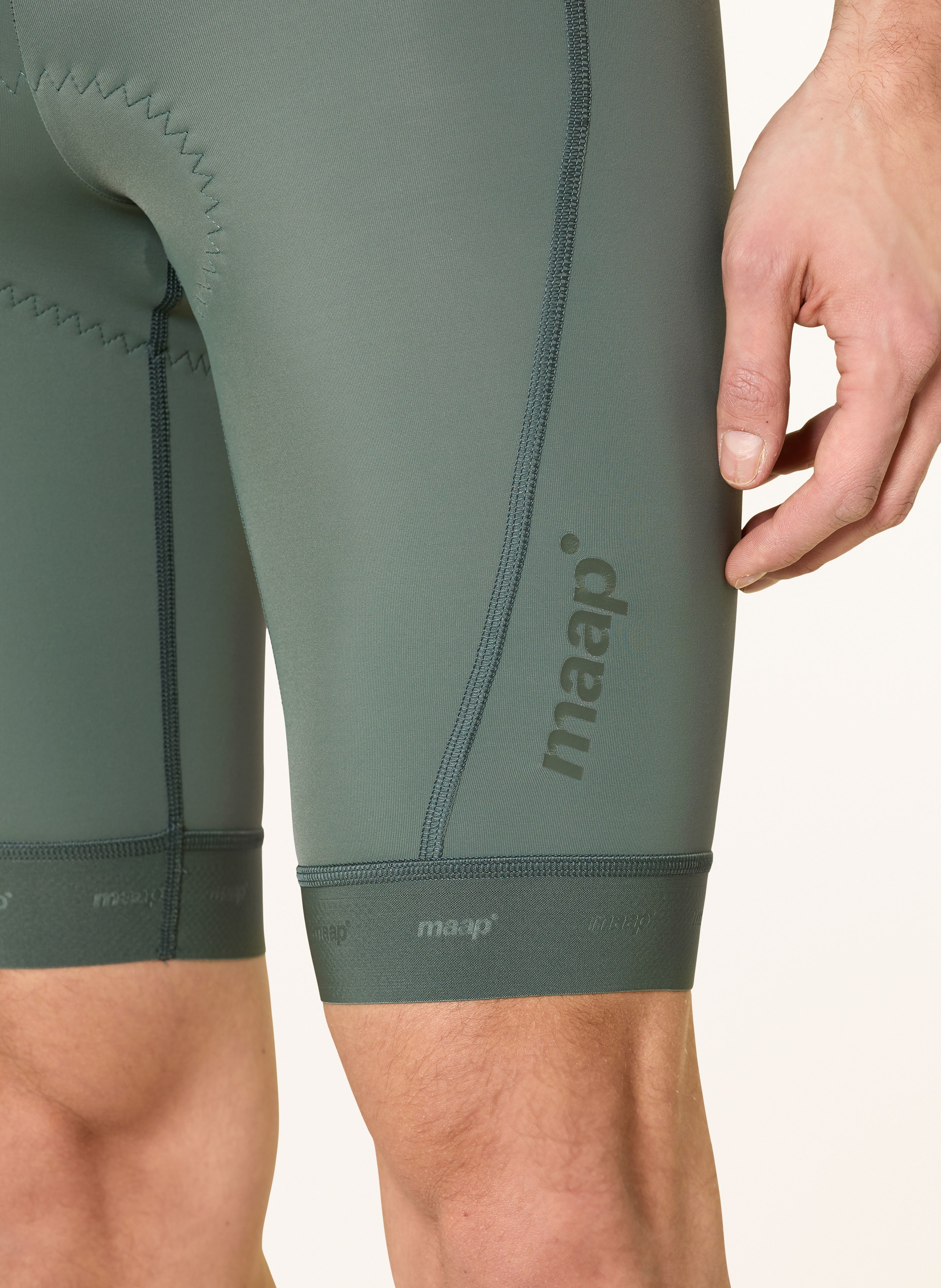 Thumbnail - Maap Radhose Training Bib 3.0 Mit Trägern Und Gepolstertem Einsatz gruen