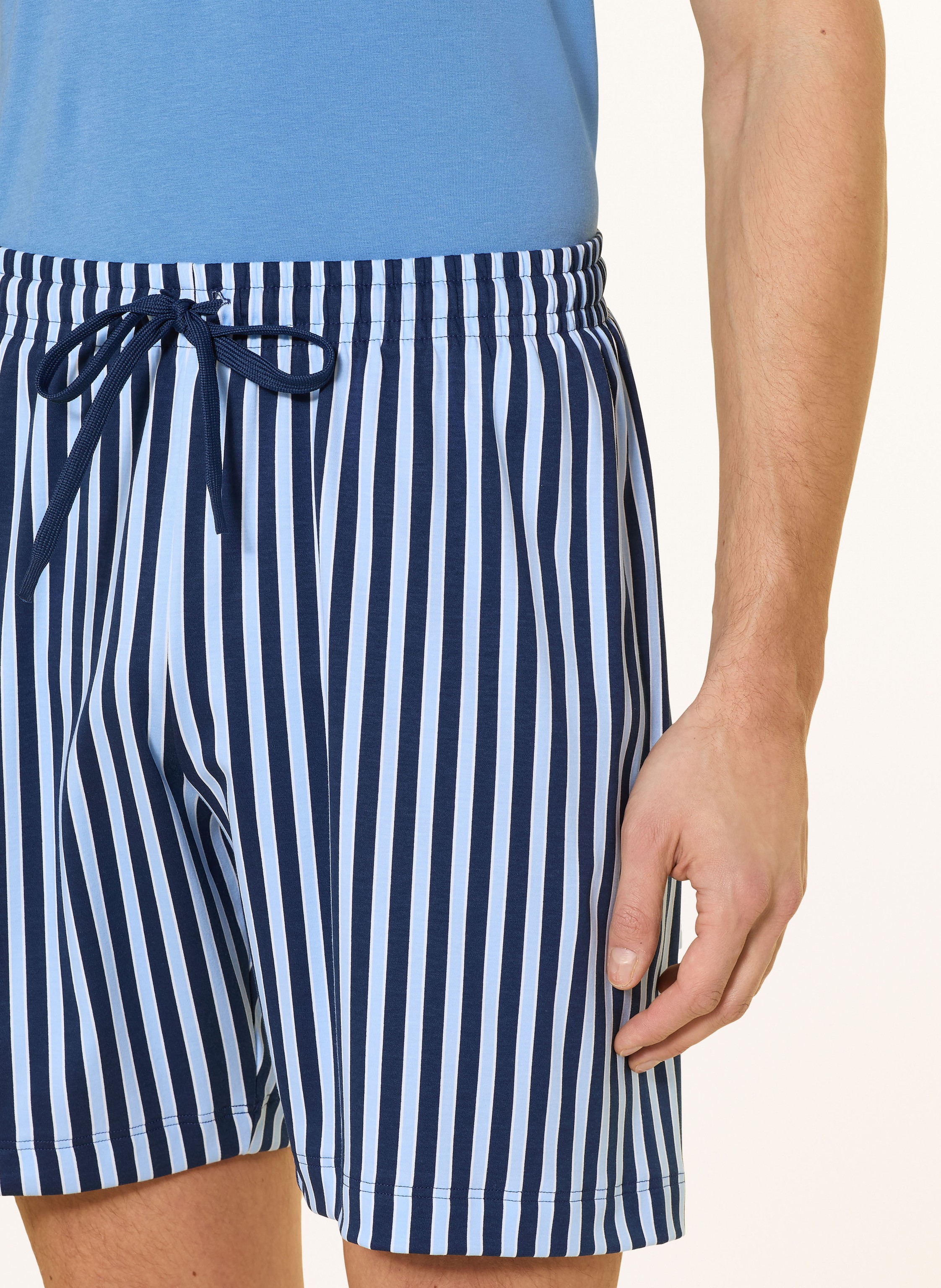 Thumbnail - Mey Schlafshorts Serie Graphic Stripes blau