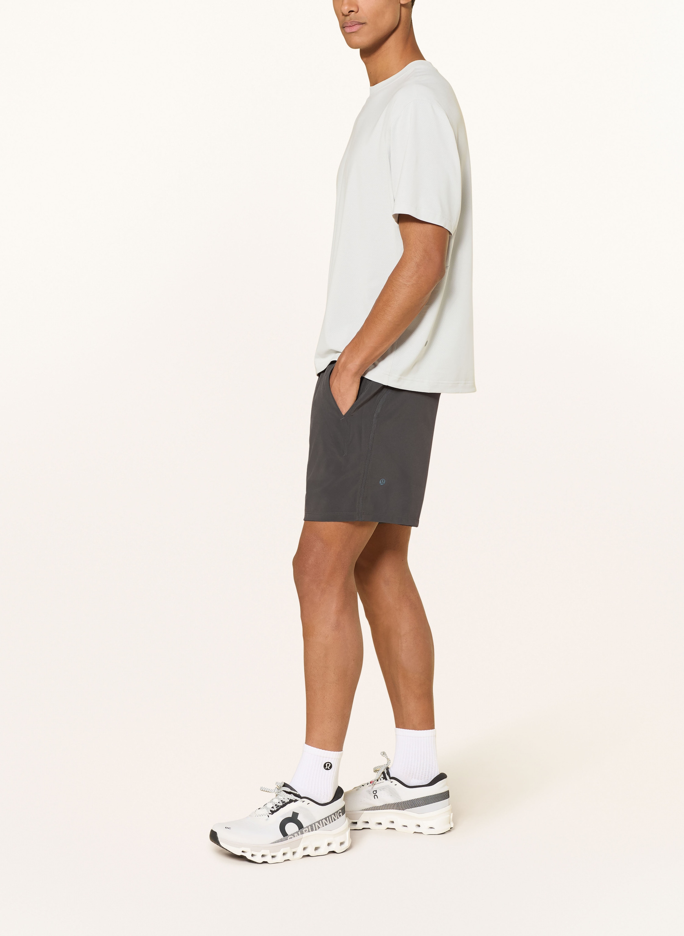 Thumbnail - Lululemon Trainingshorts Pace Breaker Linerless Short 7in grau