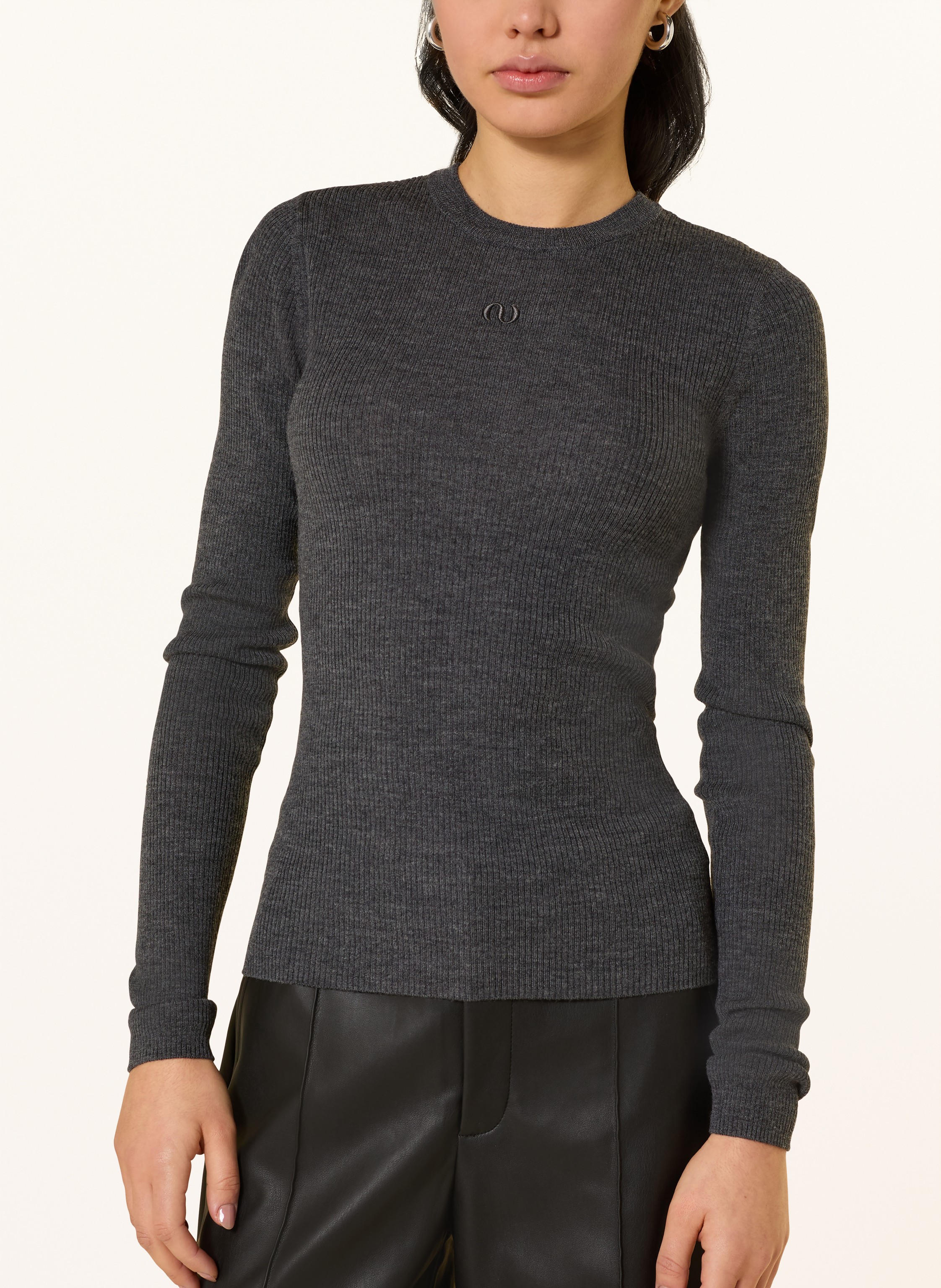 Thumbnail - Leger Studio Longsleeve Corin grau