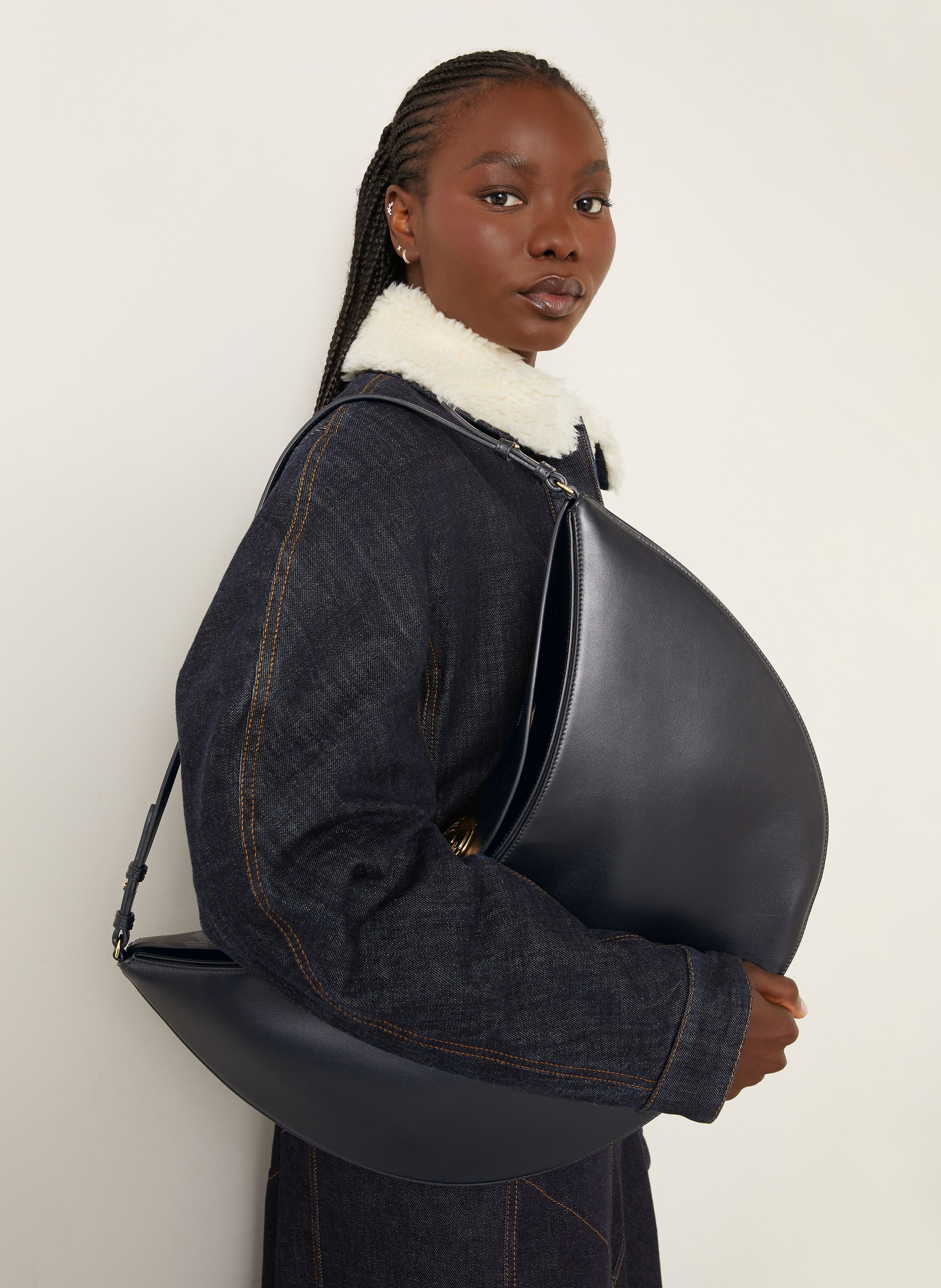 Thumbnail - Jacquemus Schultertasche Le Calisso Rond schwarz