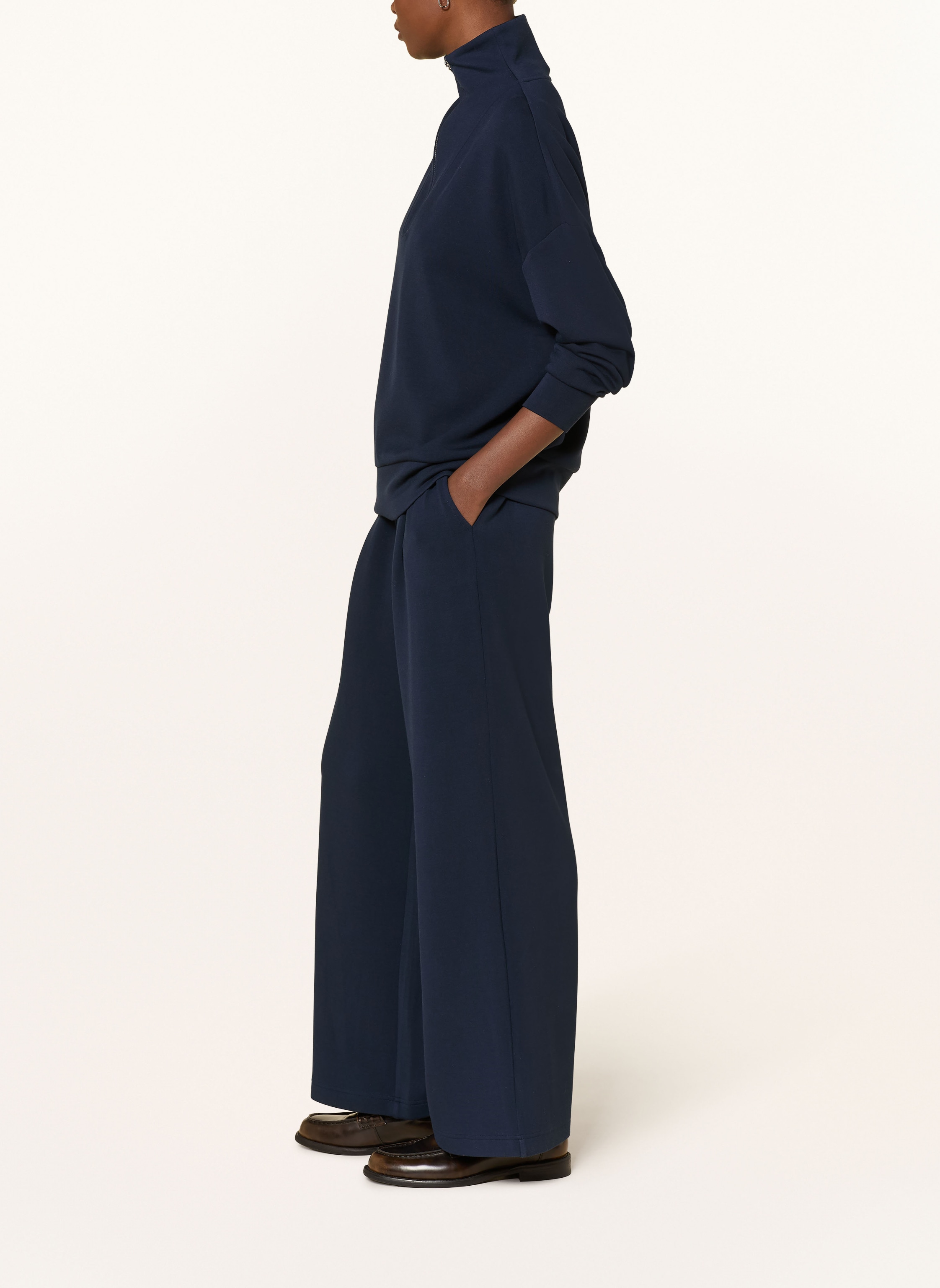 Thumbnail - Varley Trainingshose The Extra Wide Leg Pant blau
