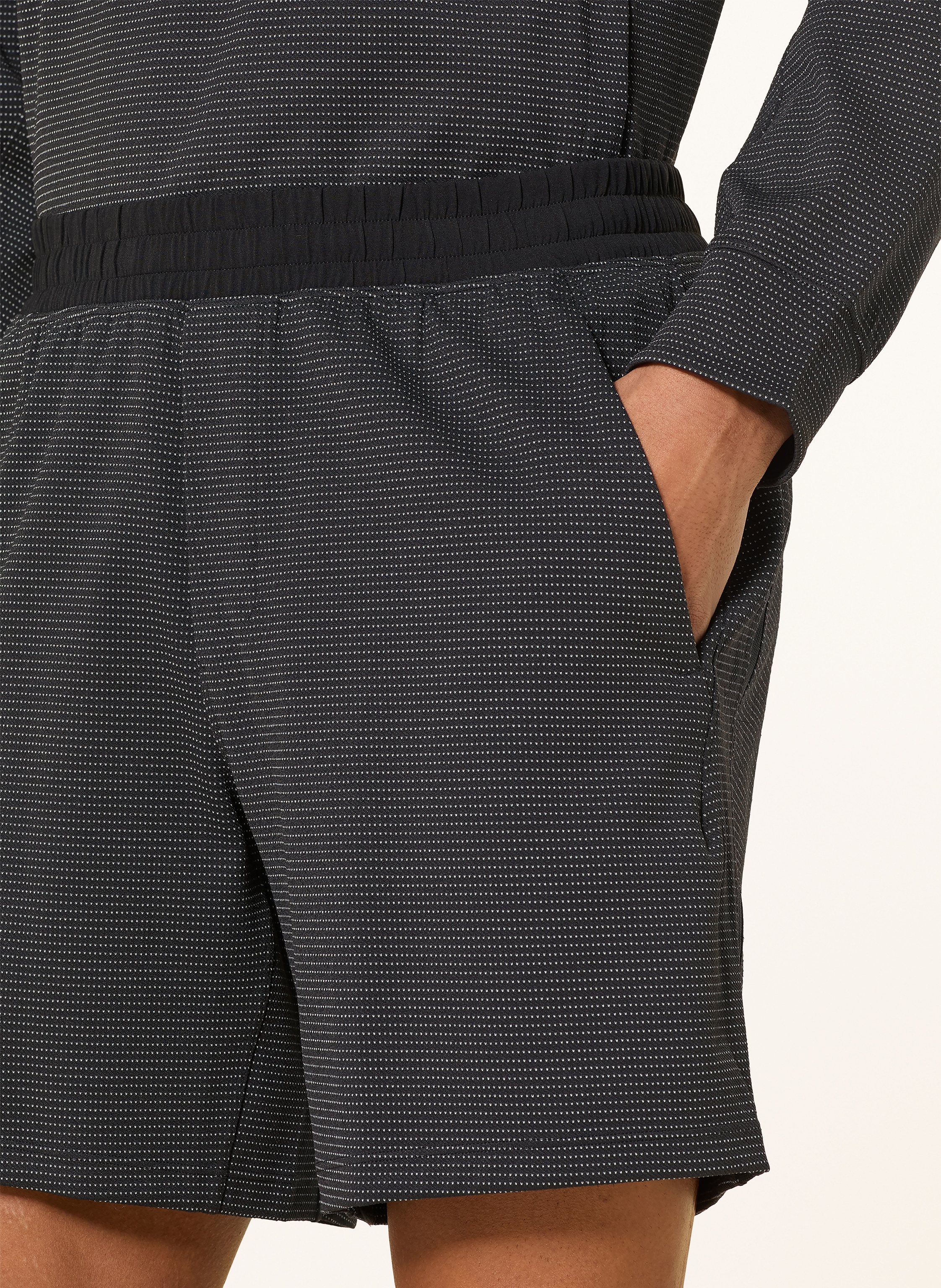 Thumbnail - Lululemon Laufshorts Pace Breaker Reflective schwarz