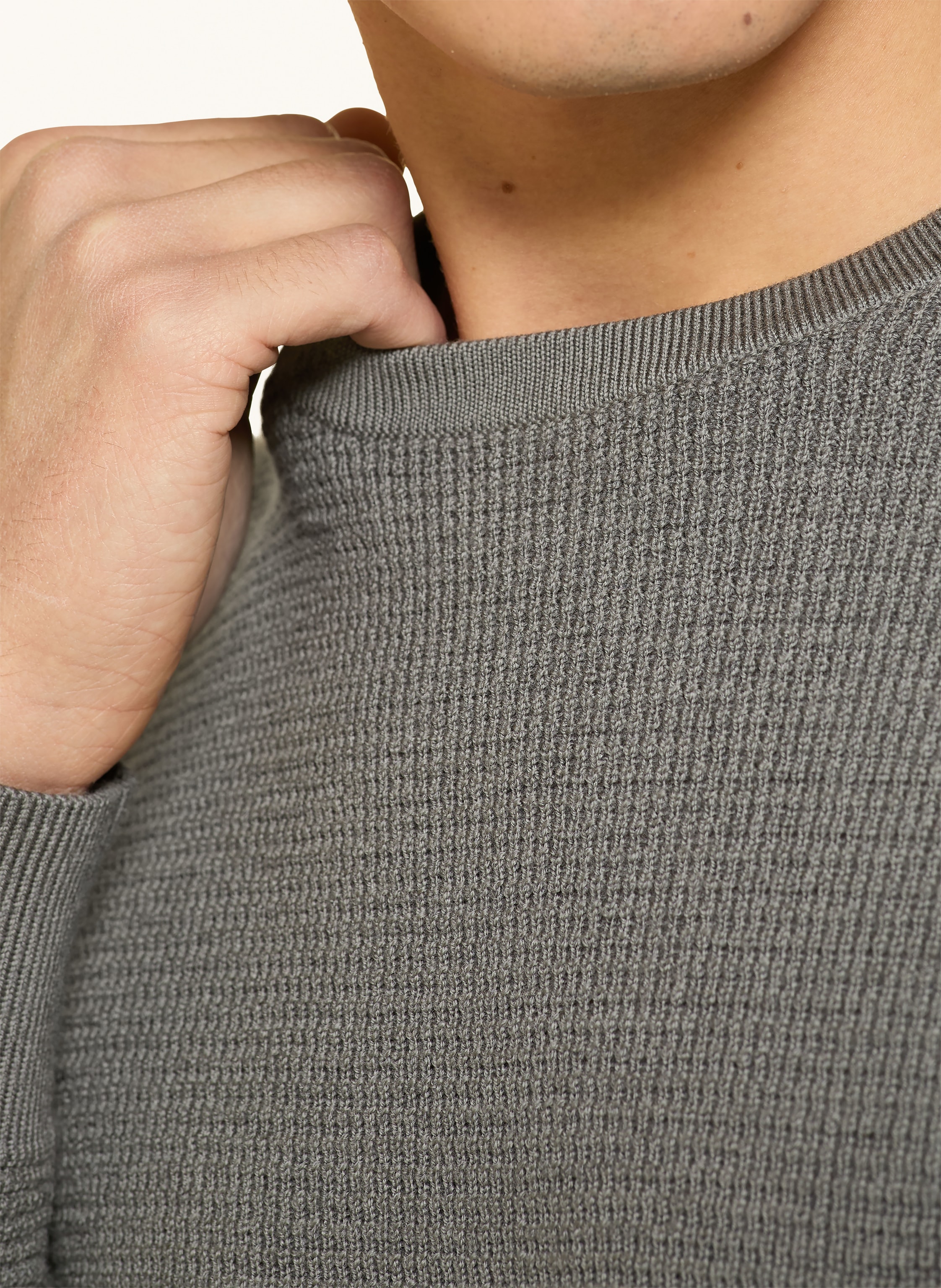 Thumbnail - Tiger Of Sweden Pullover Connor grau