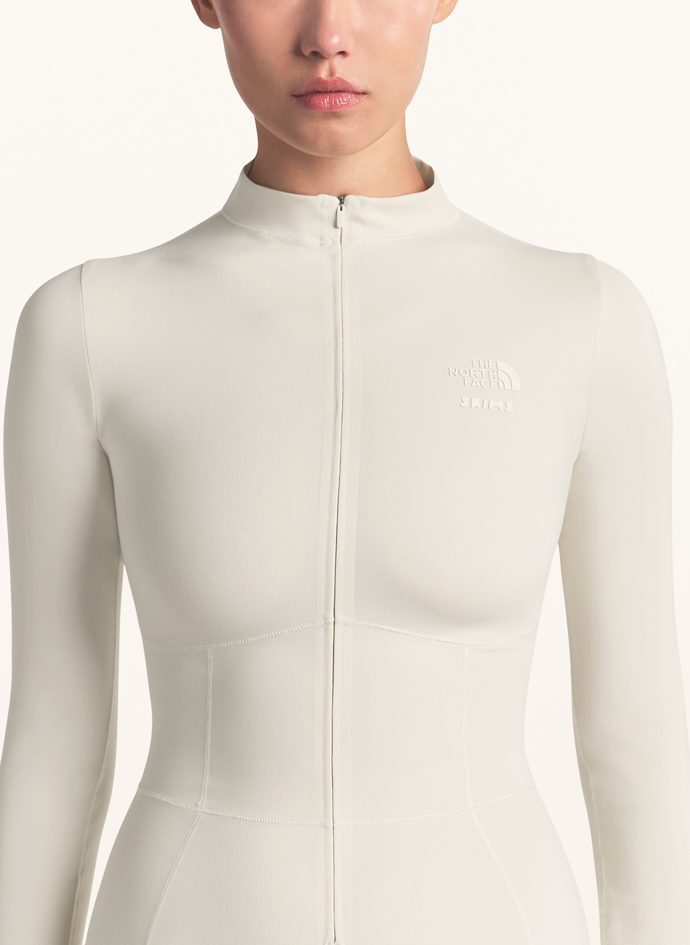 Thumbnail - The North Face X Skims Body Tnf X Project K Refina weiss