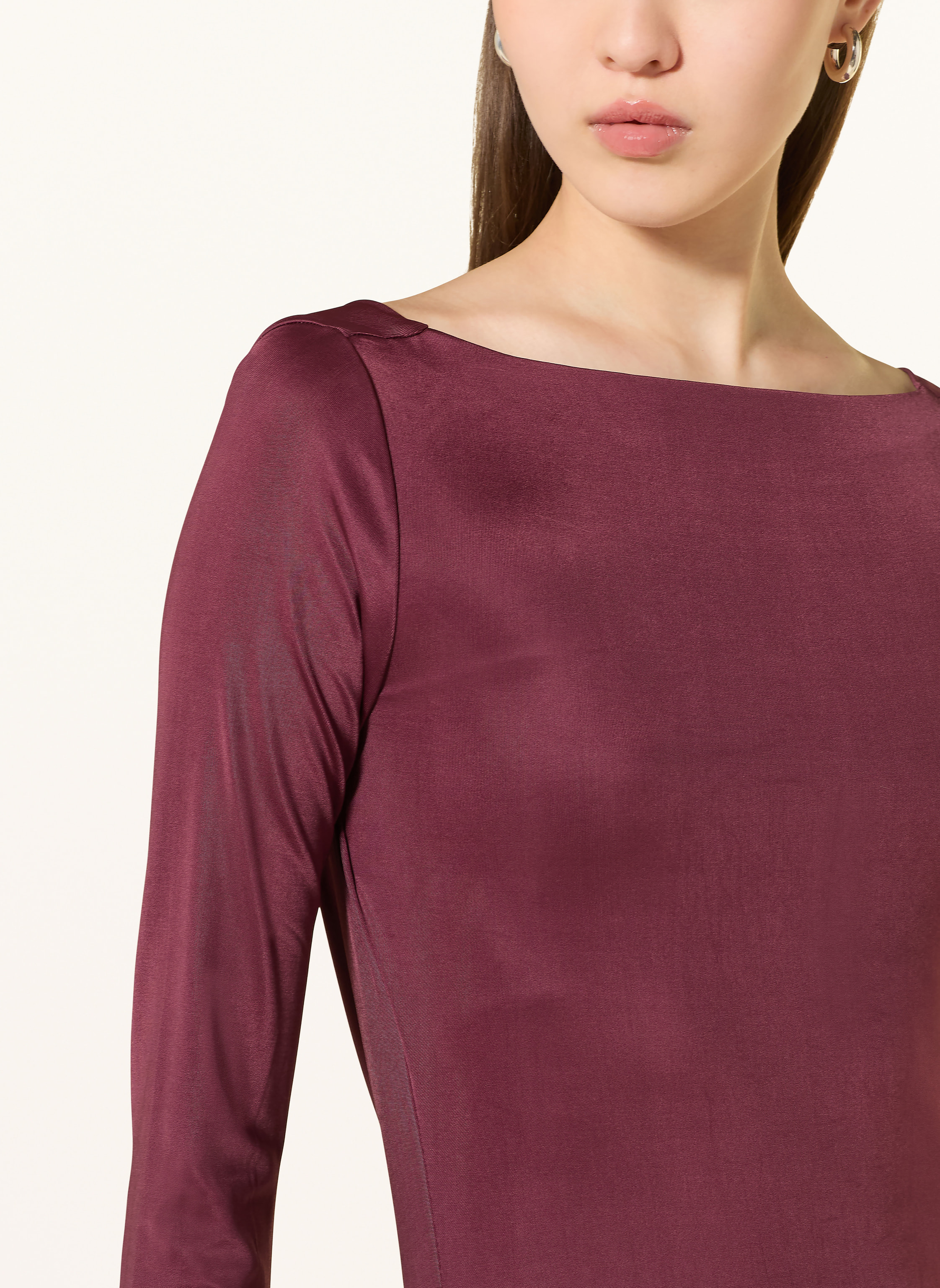 Thumbnail - Hugo Kleid Nultraviol rot