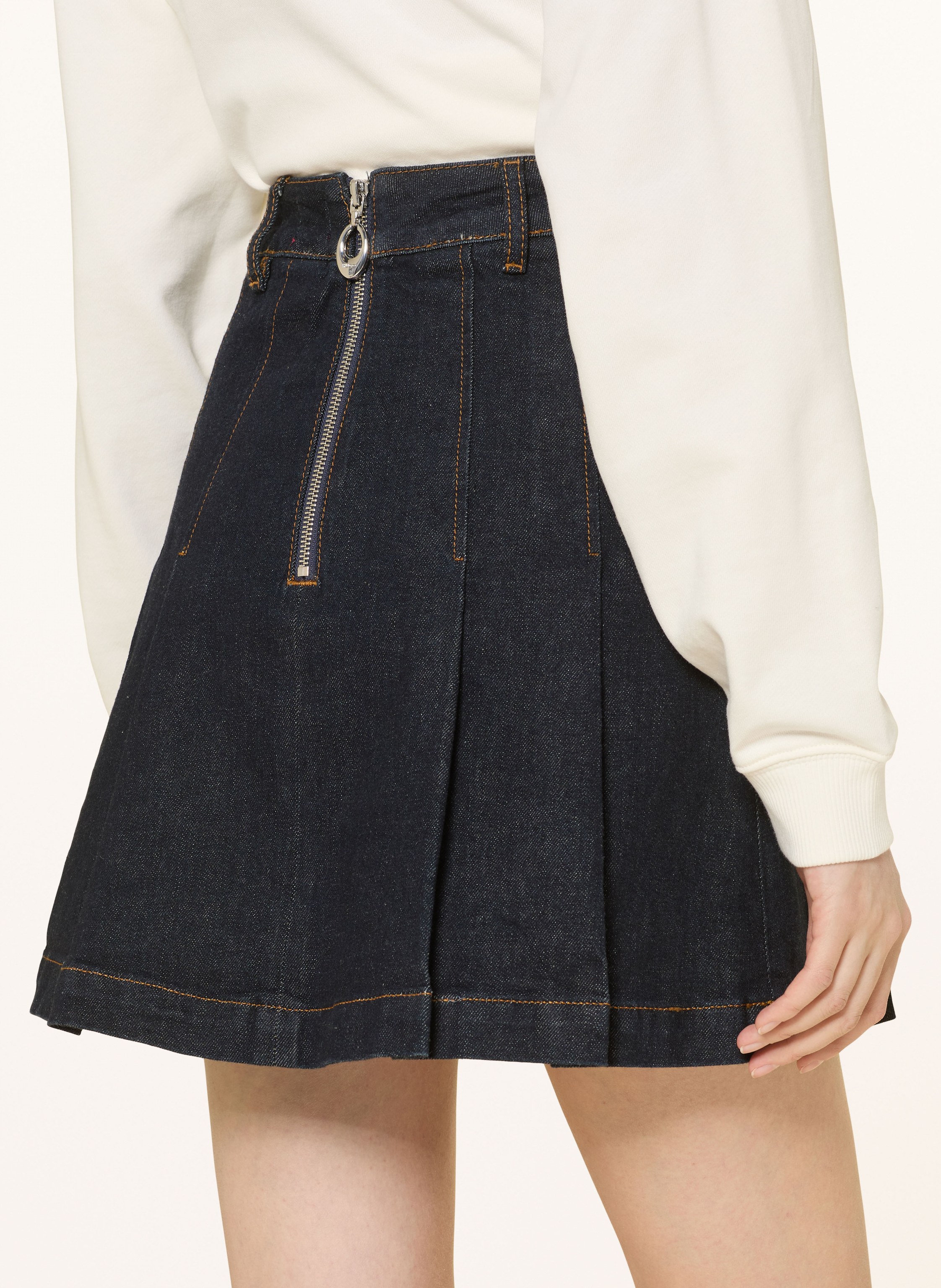 Thumbnail - Hugo Faltenrock Gerelise blau