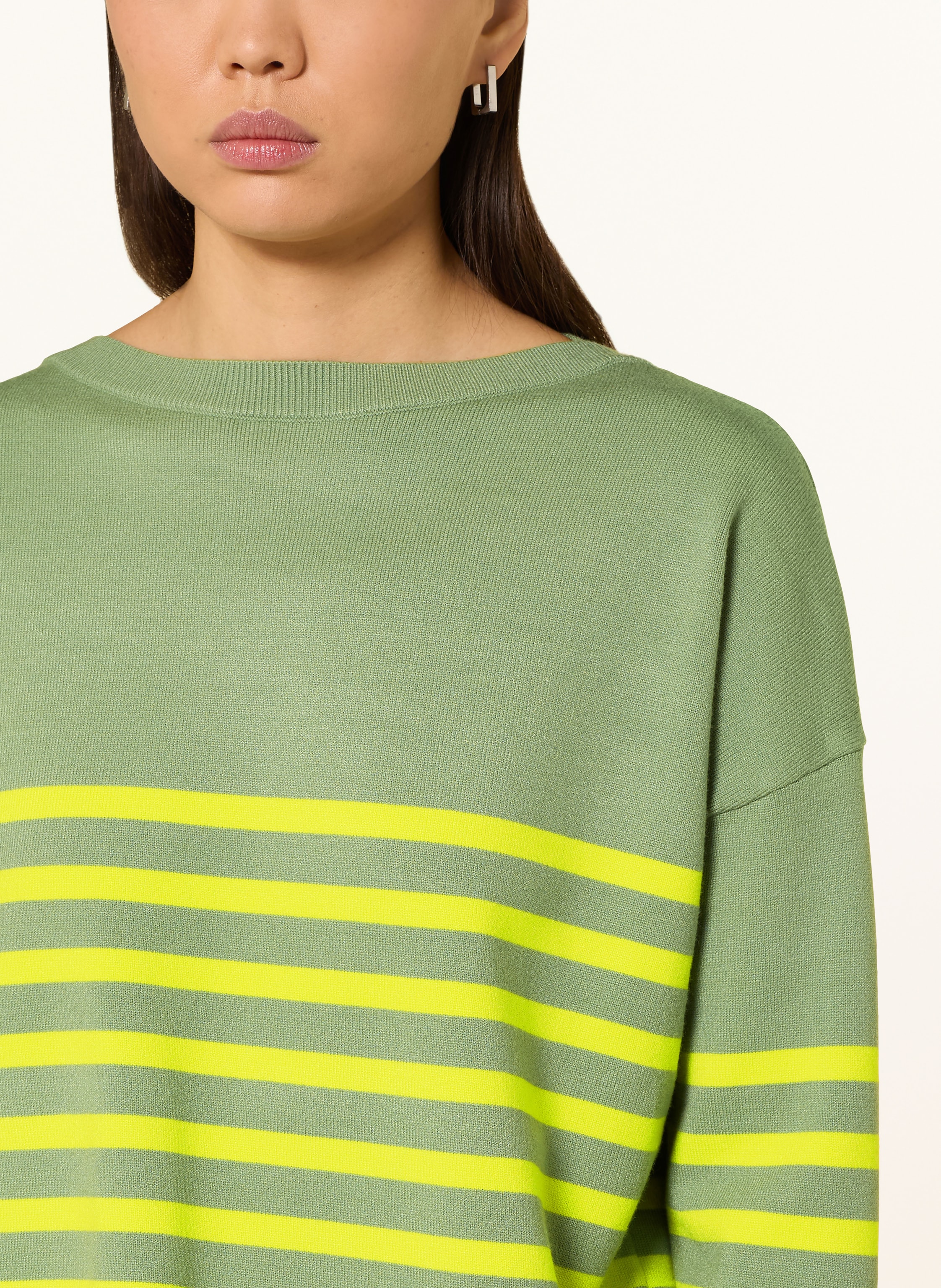 Thumbnail - Cartoon Pullover gruen