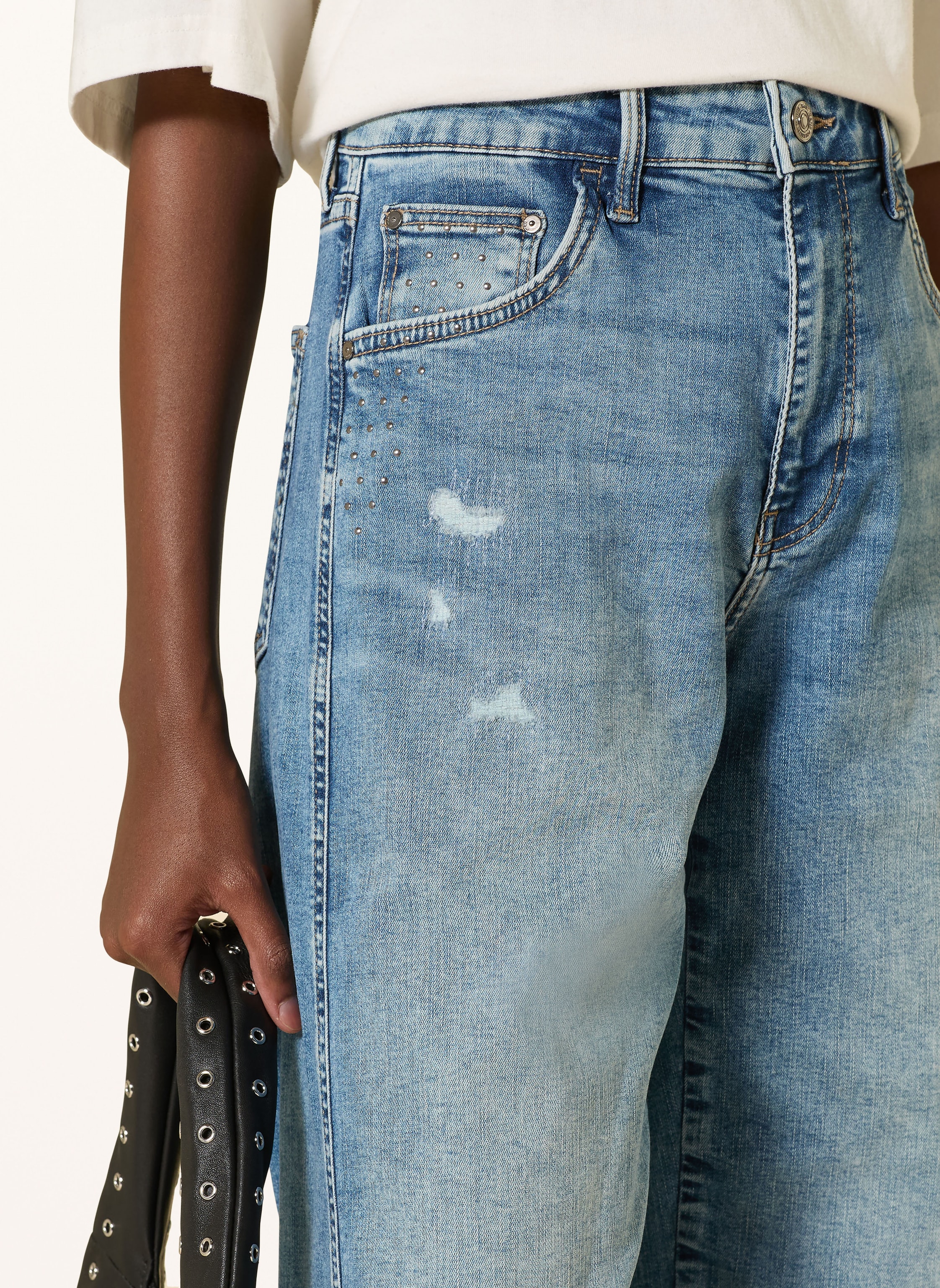 Thumbnail - Mavi Boyfriend Jeans Leila Mit Nieten blau