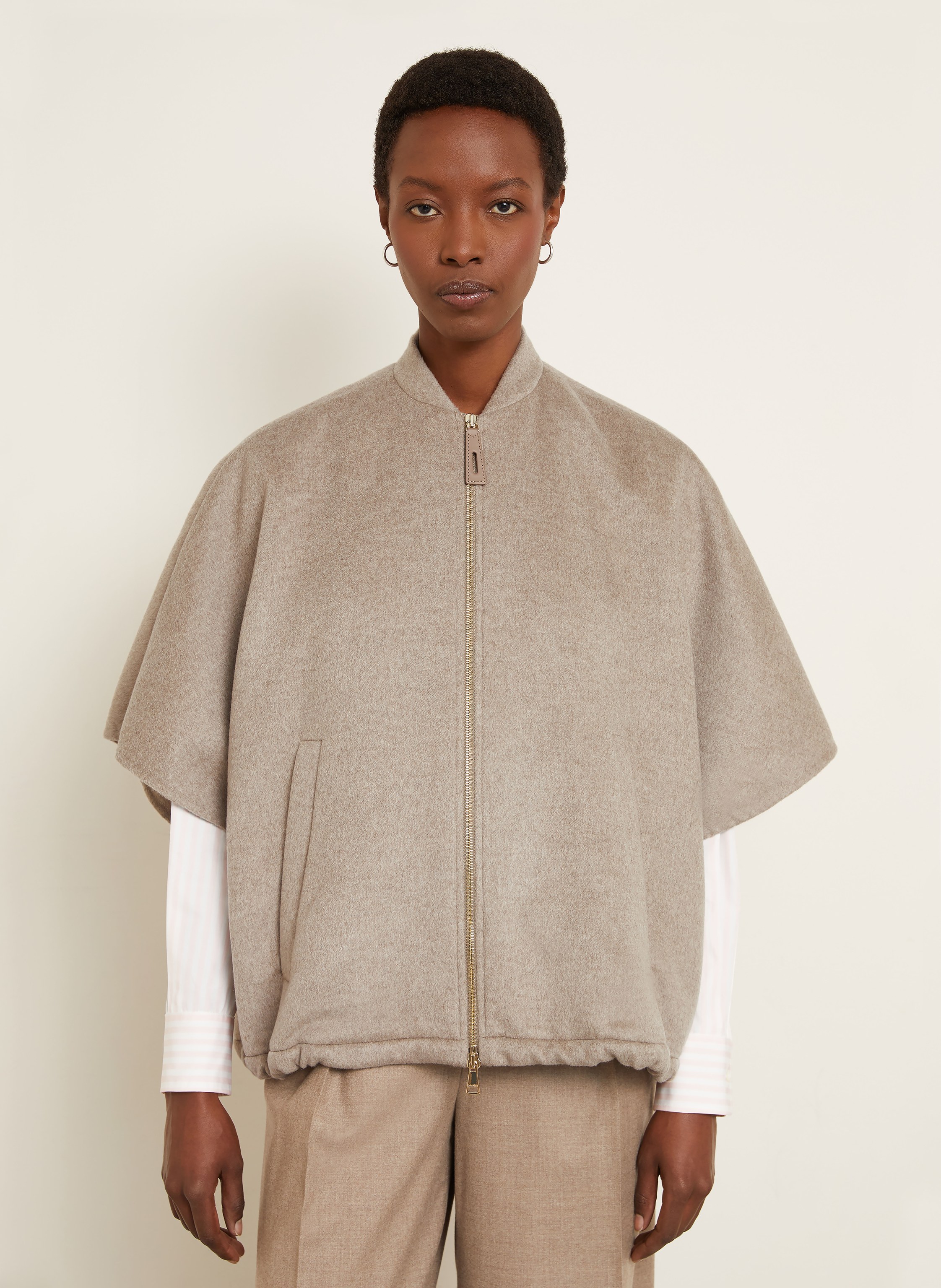 Thumbnail - Max Mara Cashmere-Cape beige