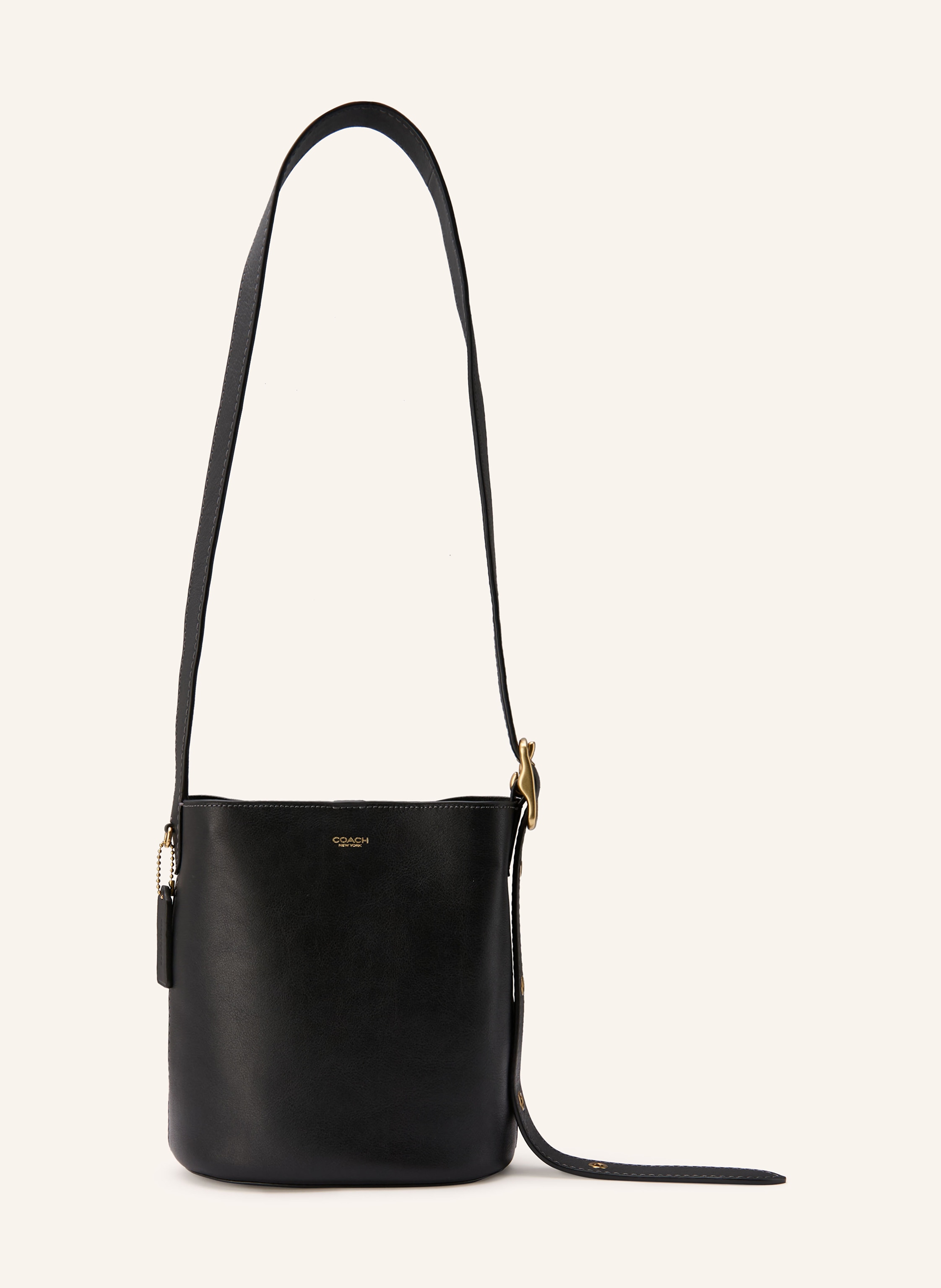 Coach Herausnehmbare Pouch. Längenverstellbarer Schulterriemen. Verstärkter Taschenboden. Karabinerverschluss. Label-Print. Fein genarbtes Leder. Unifarben. Matte Optik in schwarz