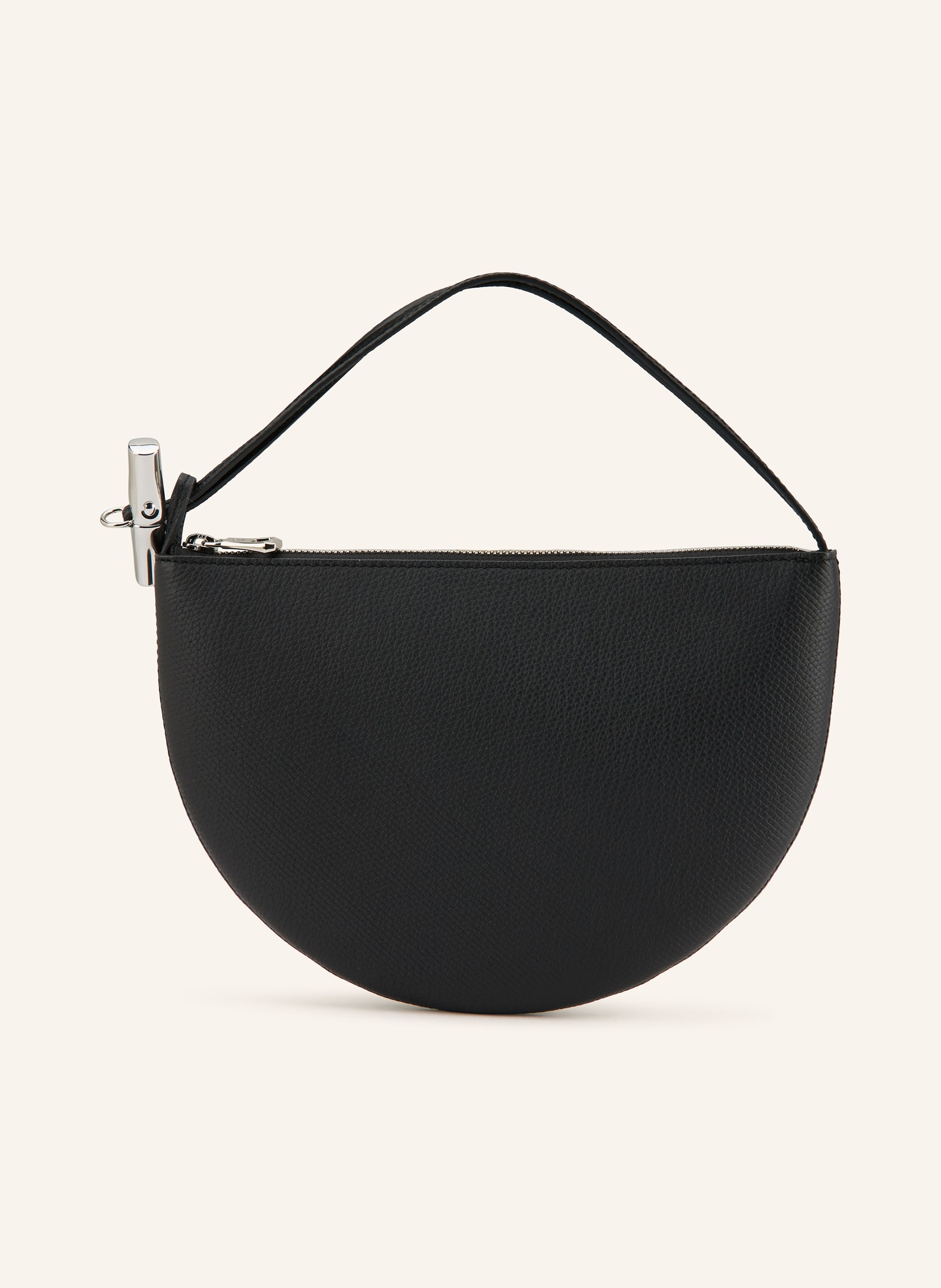 Longchamp Ein Kartenfach. Innen ein Hauptfach. Ein Tragegriff. Reißverschluss. Label-Detail. Genarbtes Leder. Unifarben. Matte Optik. Tragegriff mit Knebelverschluss in schwarz / silber