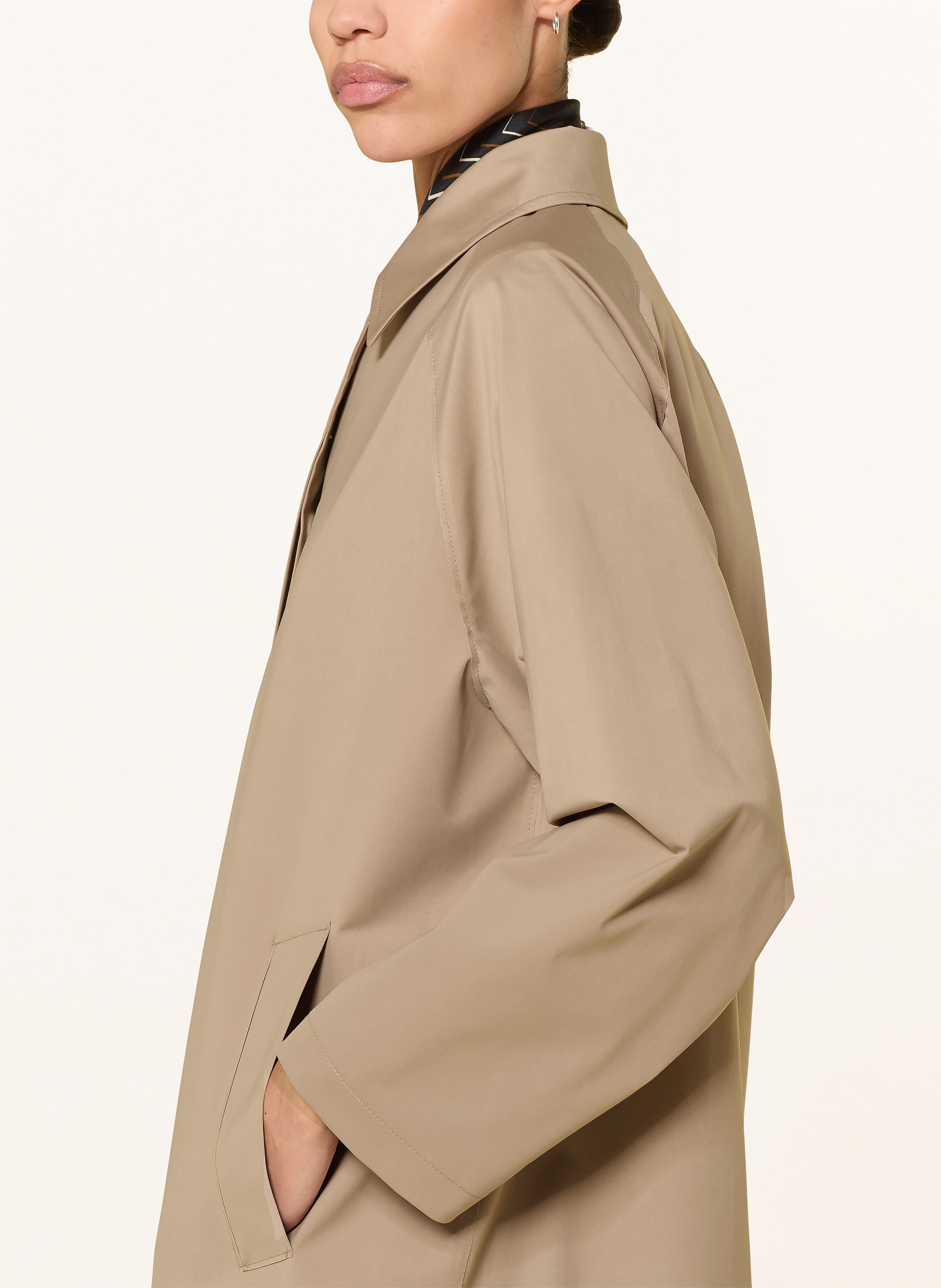 Thumbnail - Harris Wharf London Trenchcoat beige