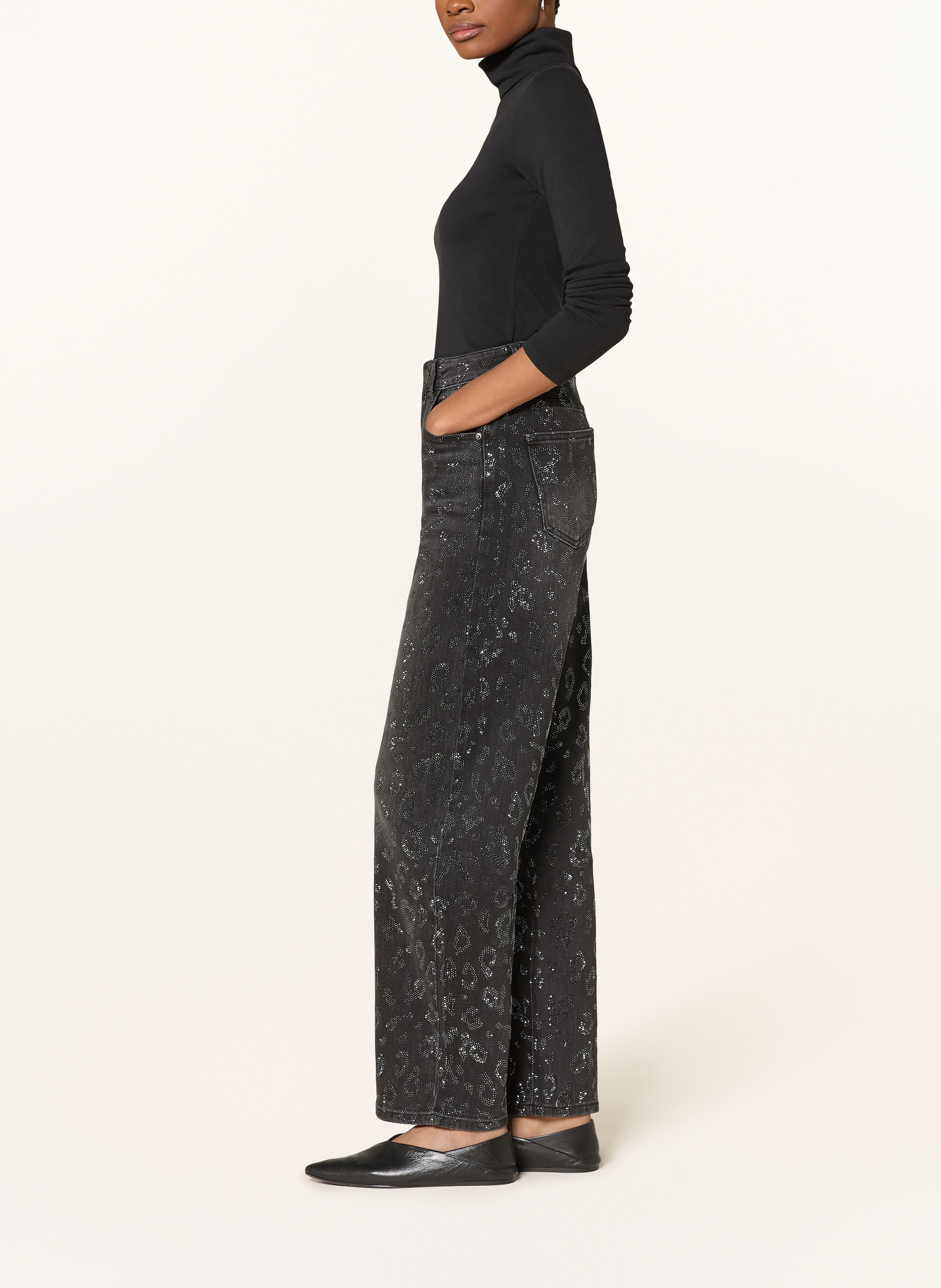 Thumbnail - Miss Goodlife Mom Jeans Mit Schmucksteinen grau